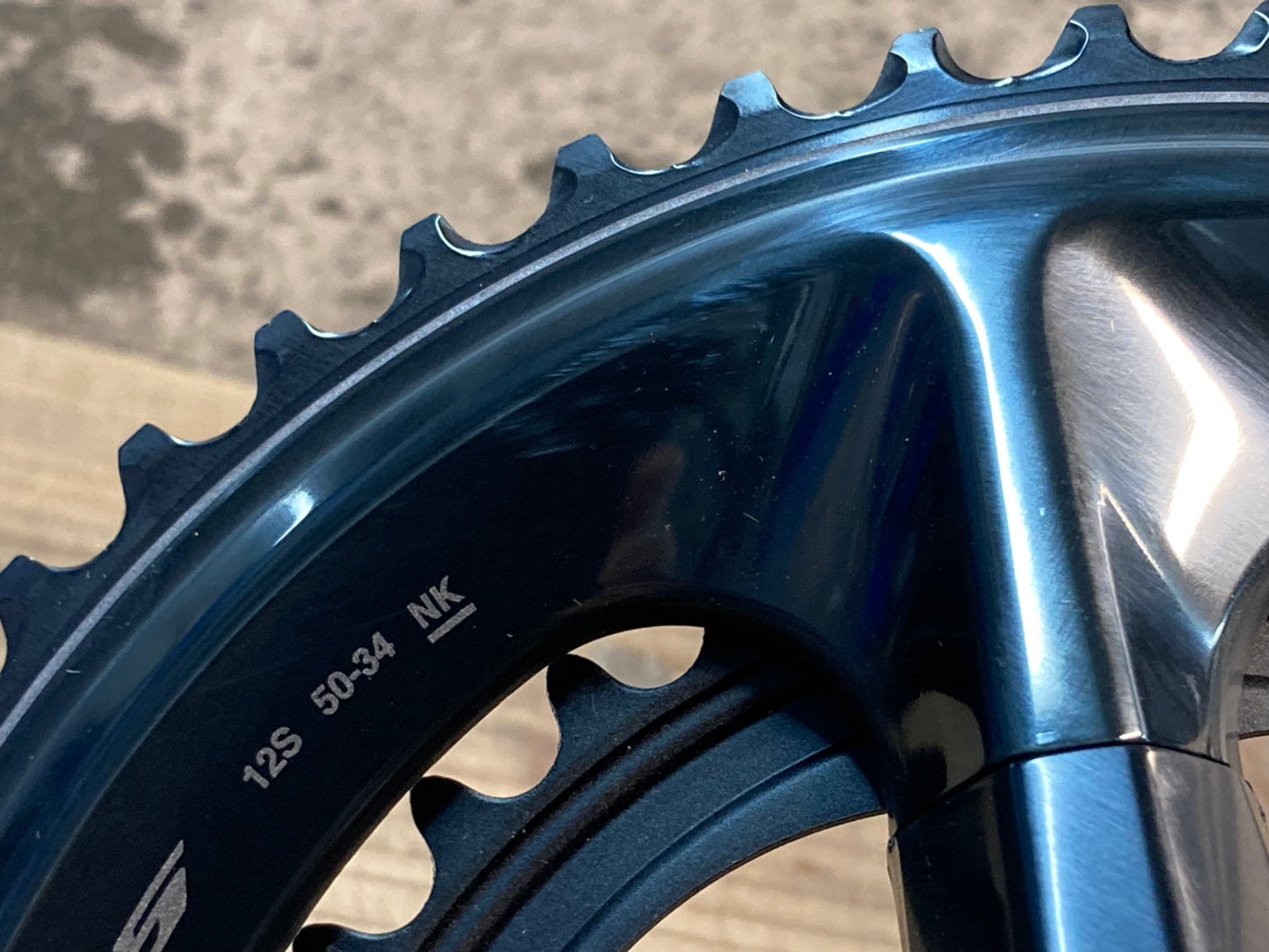 IH573 シマノ SHIMANO 105 FC-R7100 クランクセット 50/34T 170mm 完成車外し