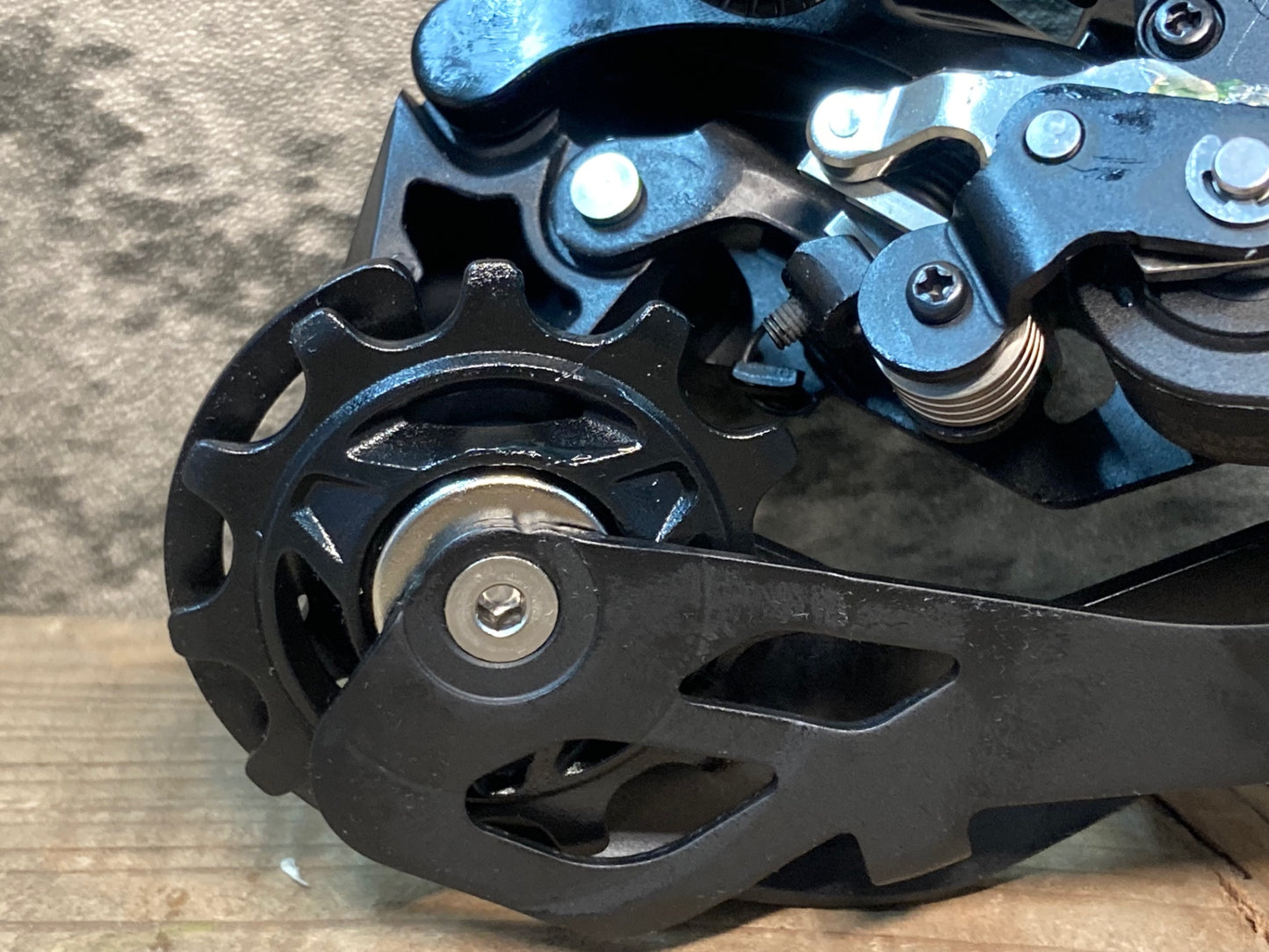 IQ136 シマノ SHIMANO 105 RD-R7150 リアディレイラー 12s Di2 電動