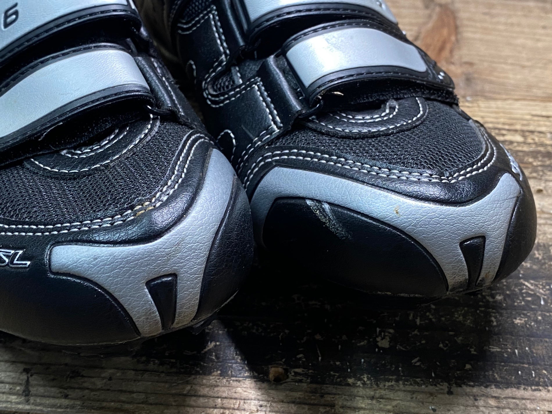 IZ804 シマノ SHIMANO SH-R076 ビンディングシューズ 黒 EU42