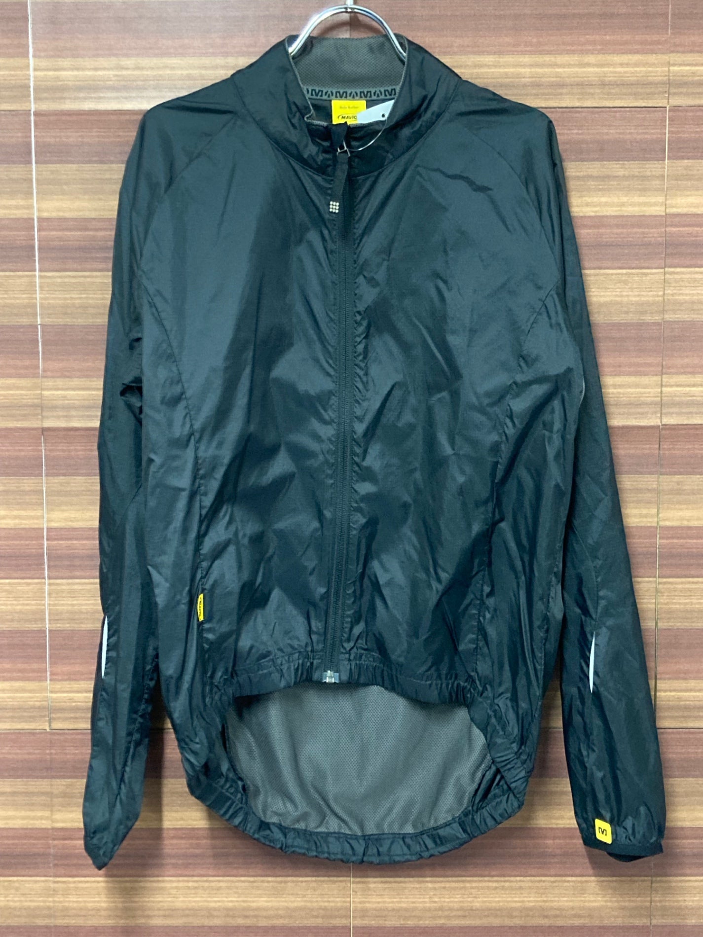 IO385 マビック MAVIC 長袖ウィンドブレーカー 黒 L