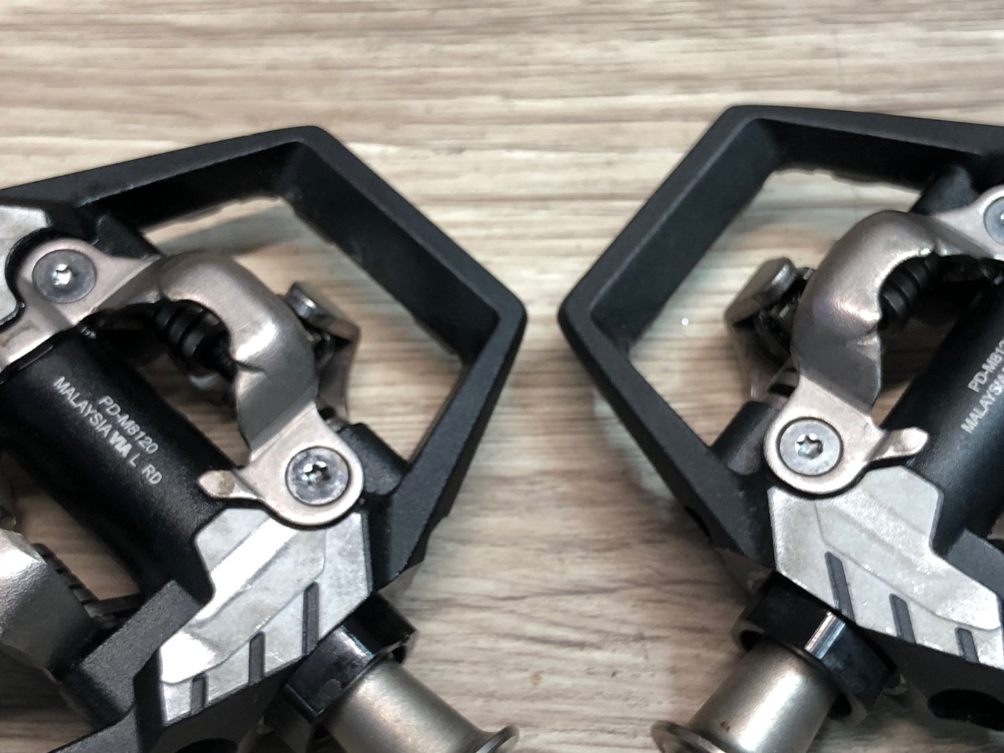 IU317 シマノ SHIMANO DEORE XT PD-M8120 SPD ビンディングペダル