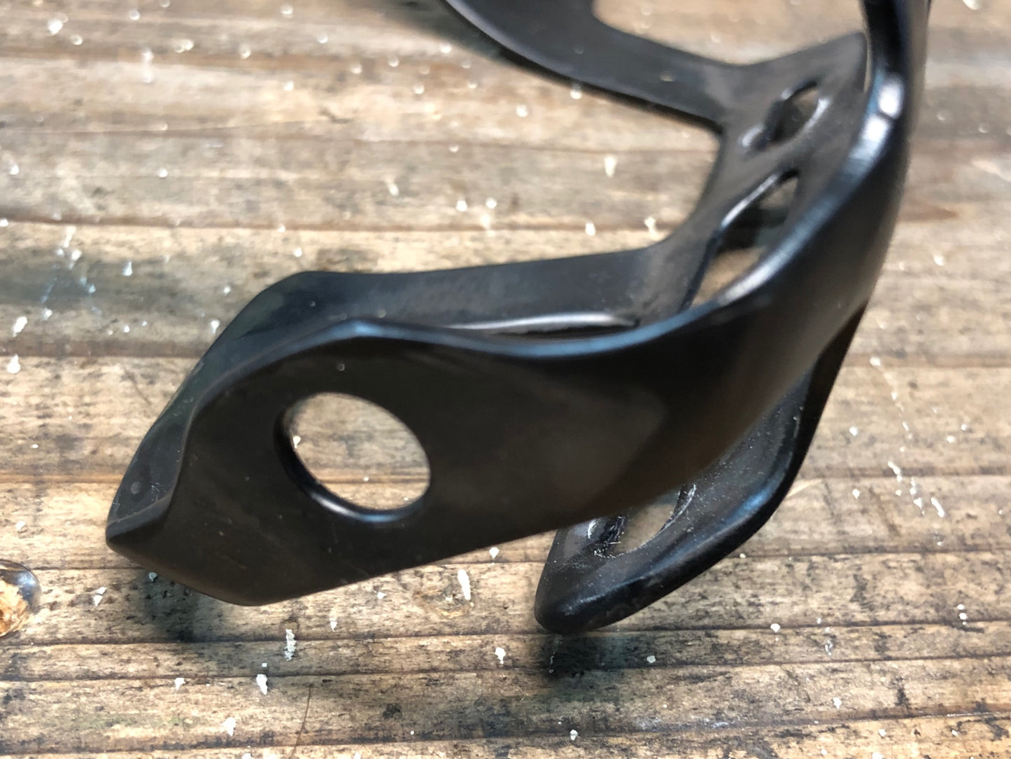 IN681 スペシャライズド SPECIALIZED カーボンボトルケージ 1個