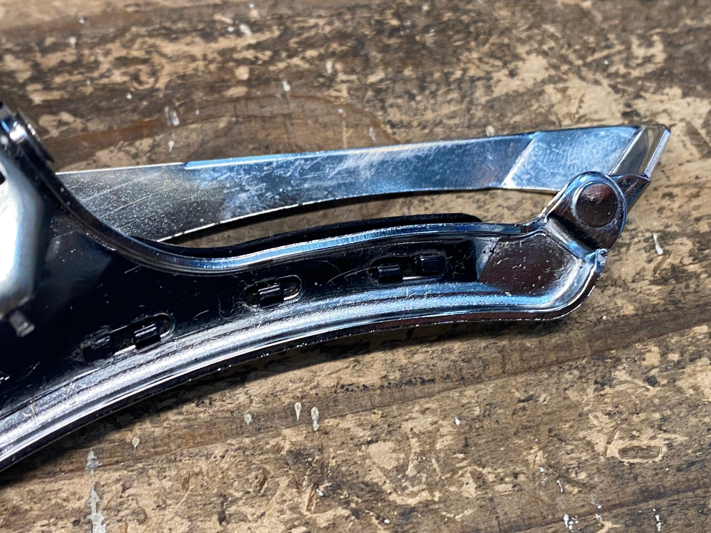 IL029 シマノ SHIMANO 105 FD-R7000 フロントディレイラー 2S 直付け