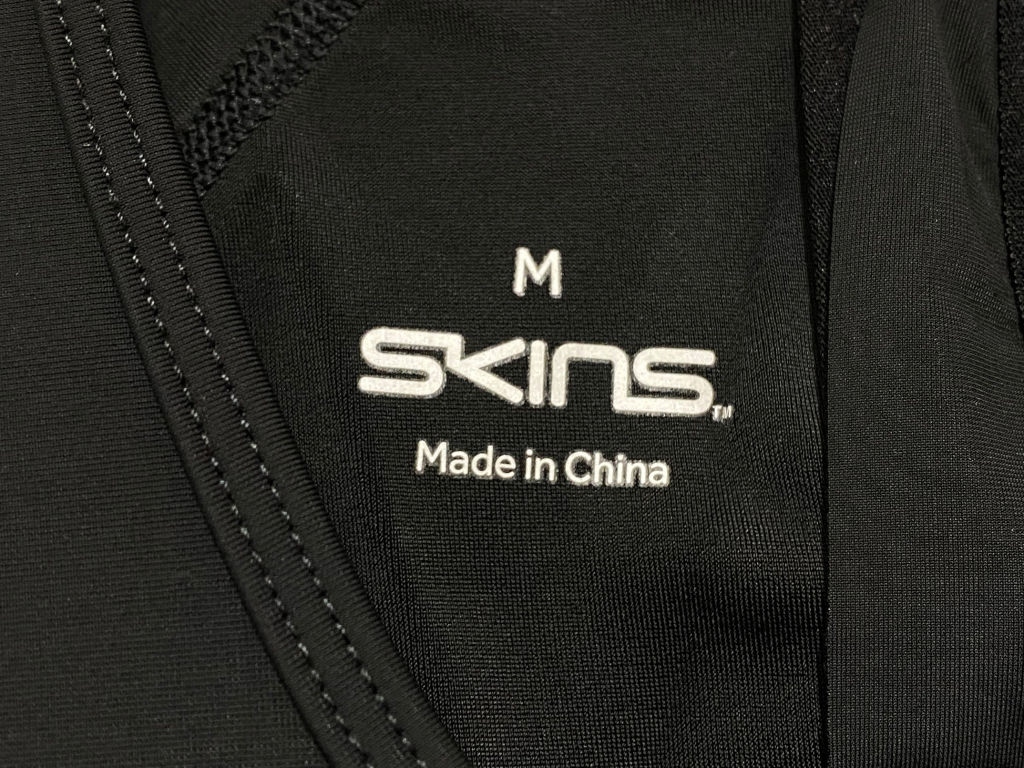 IW939 スキンズ SKINS DNAmic トライアスロン スキンスーツ M ブラック バックジップ