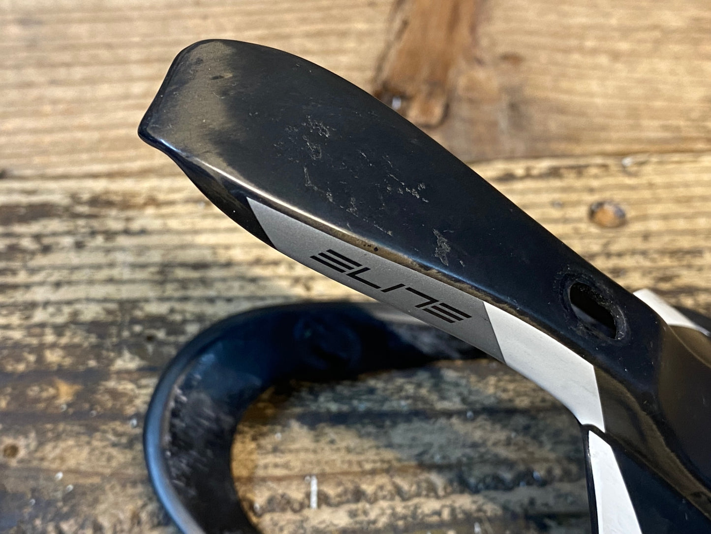 JC831 エリート ELITE CANNIBAL カーボン ボトルゲージ 2個セット