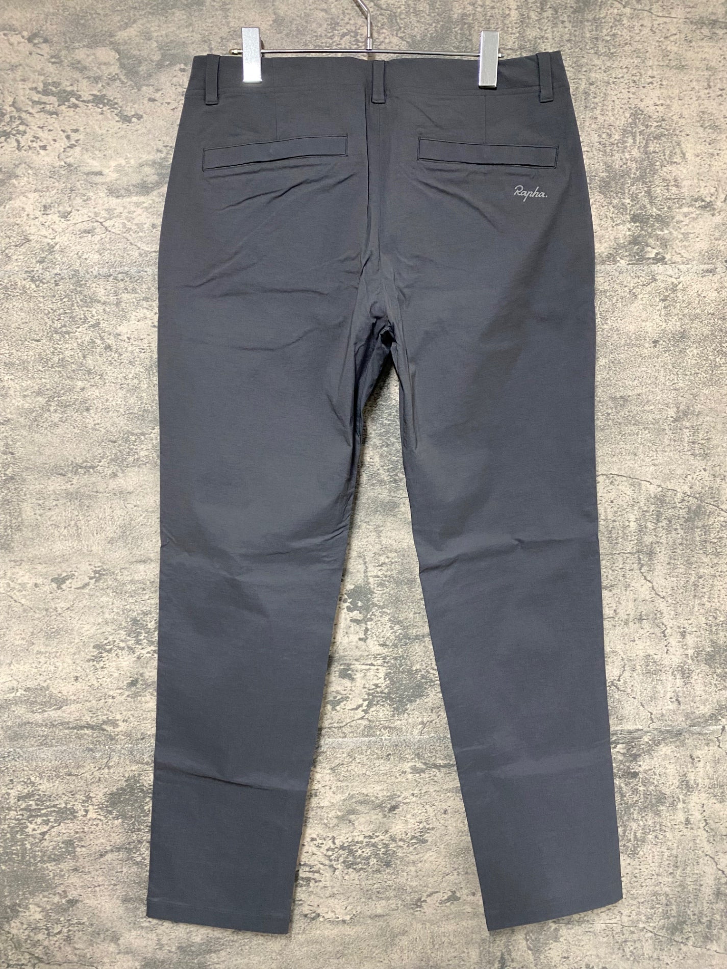 IY745 ラファ Rapha MEN'S TECHNICAL CHINO PANTS パンツ グレー 32R