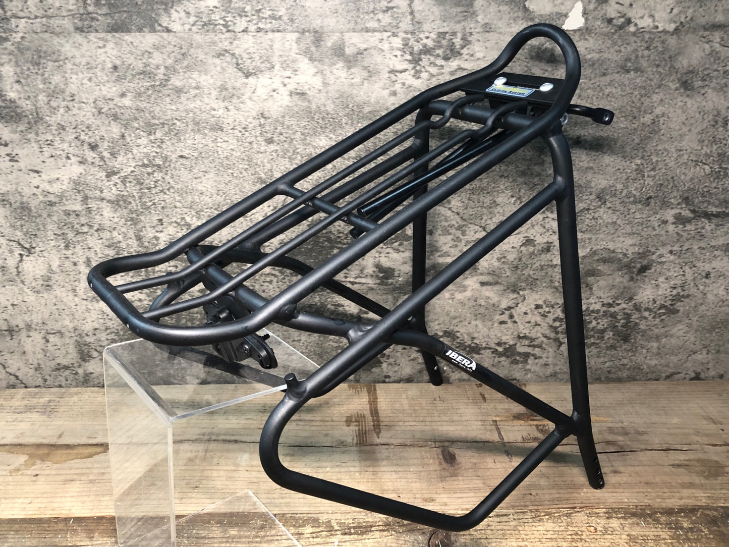 HE766 イベラ IBEAR リアラック