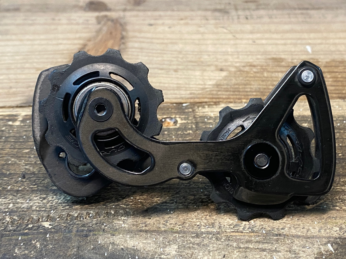 IM529 シマノ SHIMANO デュラエース DURA-ACE RD-9070 リアディレイラー 11S Di2 ※プーリーケージ分解品