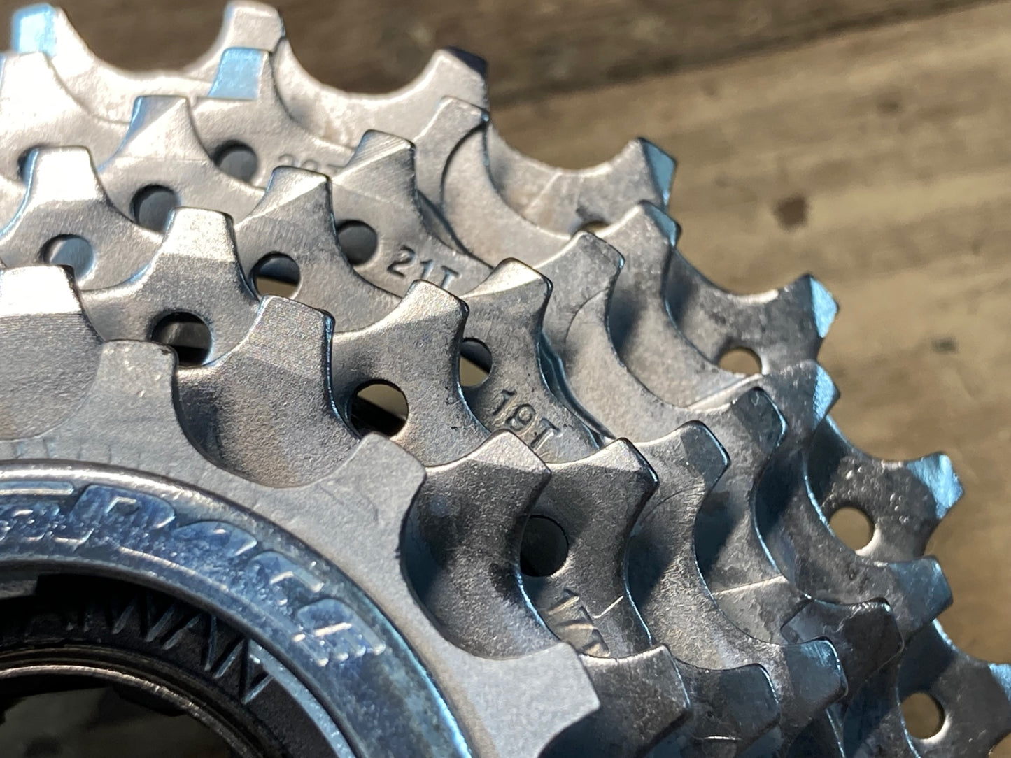 IN057 サンレース SUNRACE P4 スプロケット 7S 13-25T