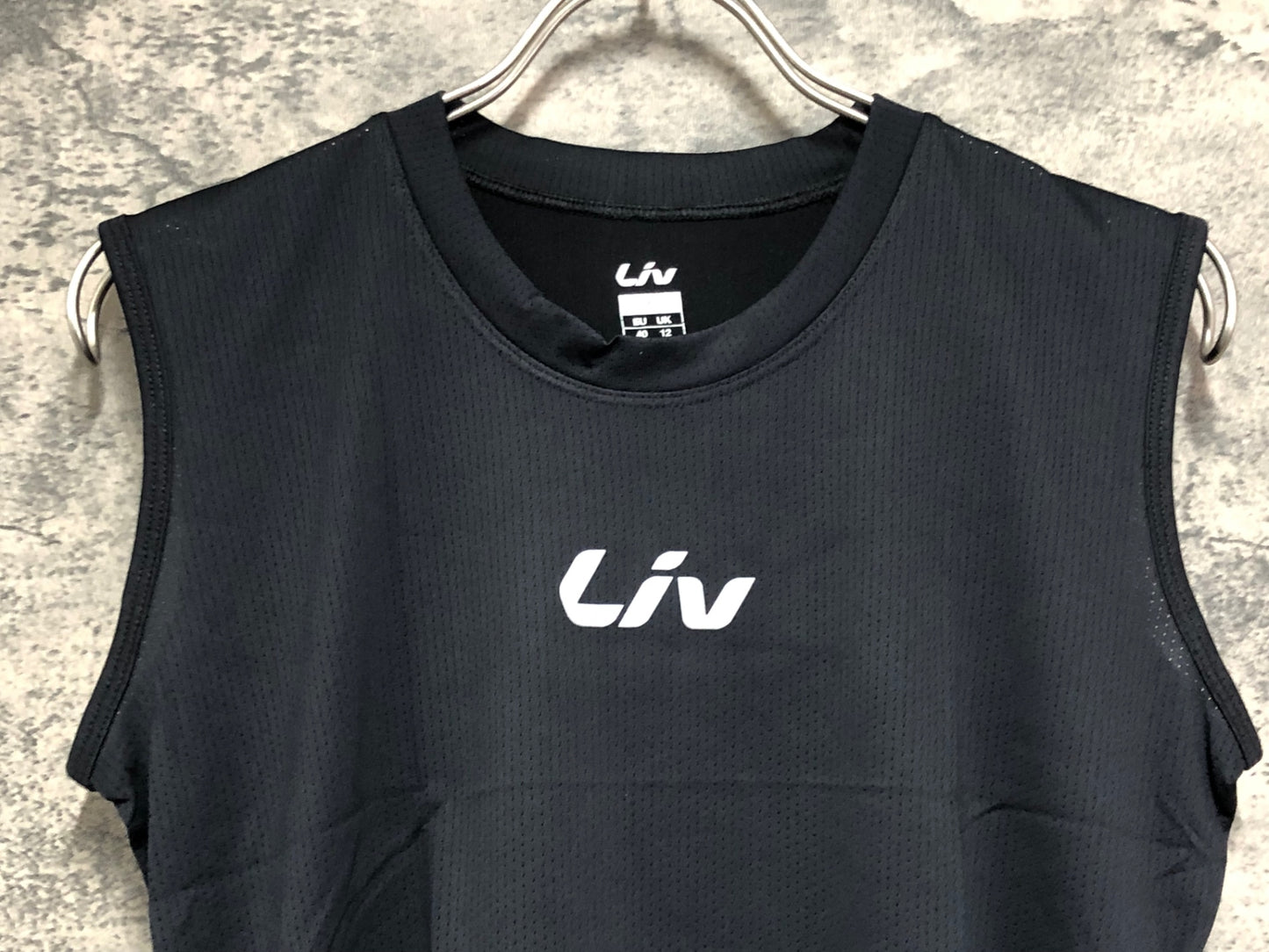 IV923 ジャイアント GIANT Liv ノースリーブ ベースレイヤー 黒 レディース L メッシュ