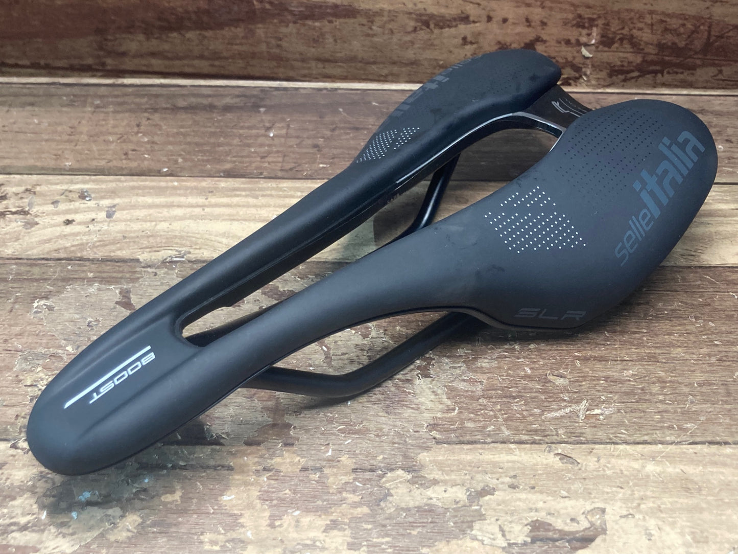 IJ276 セライタリア selle italia SLR BOOST SUPERFLOW MANGANESEレール 130mm サドル