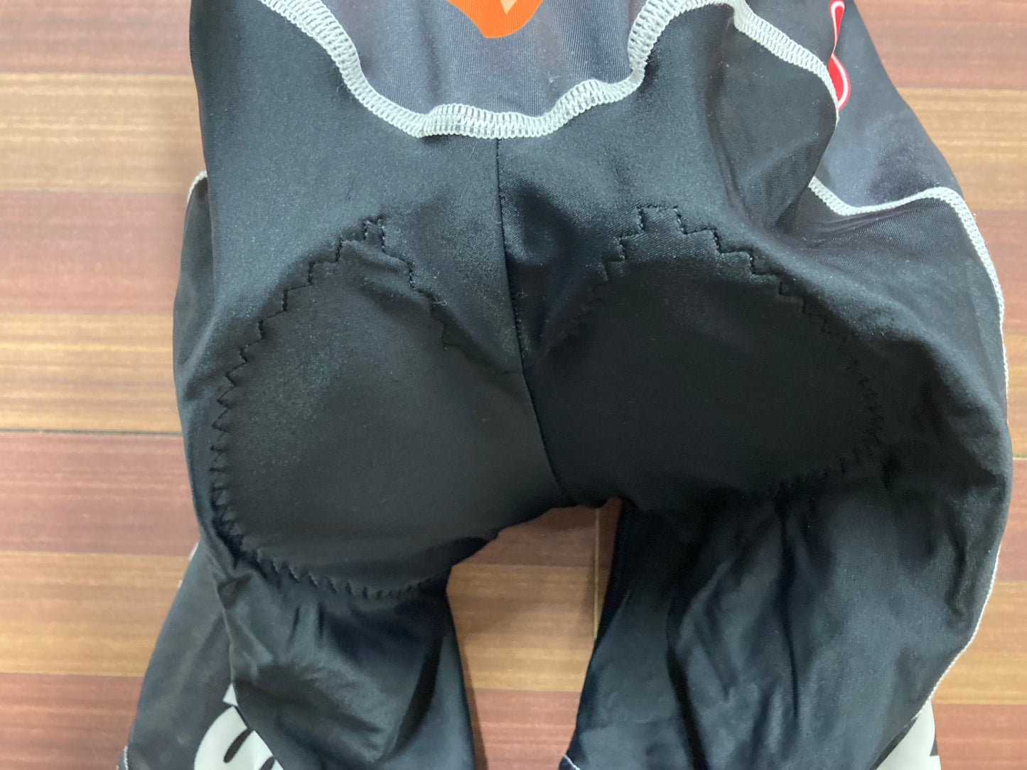 IN743 カステリ CASTELLI ビブショーツ 黒 L STRAVA