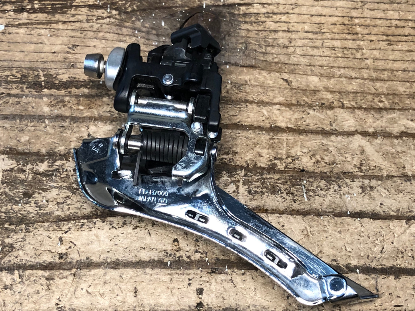 JC725 シマノ SHIMANO 105 FD-R7000 直付 フロントディレイラー