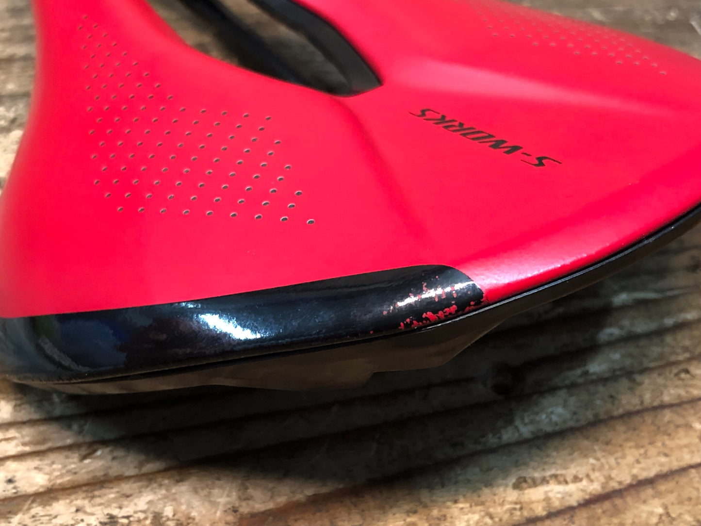 IV274 スペシャライズド SPECIALIZED S-WORKS パワー Power サドル カーボンレール 143㎜ 赤