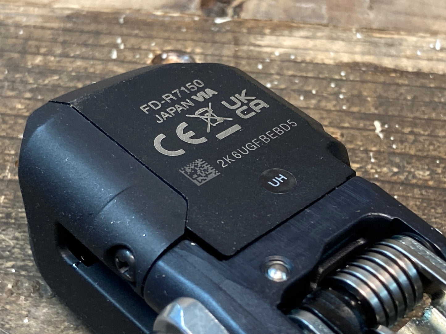 IQ129 シマノ SHIMANO 105 FD-R7150 直付 フロントディレイラー 2s Di2 電動