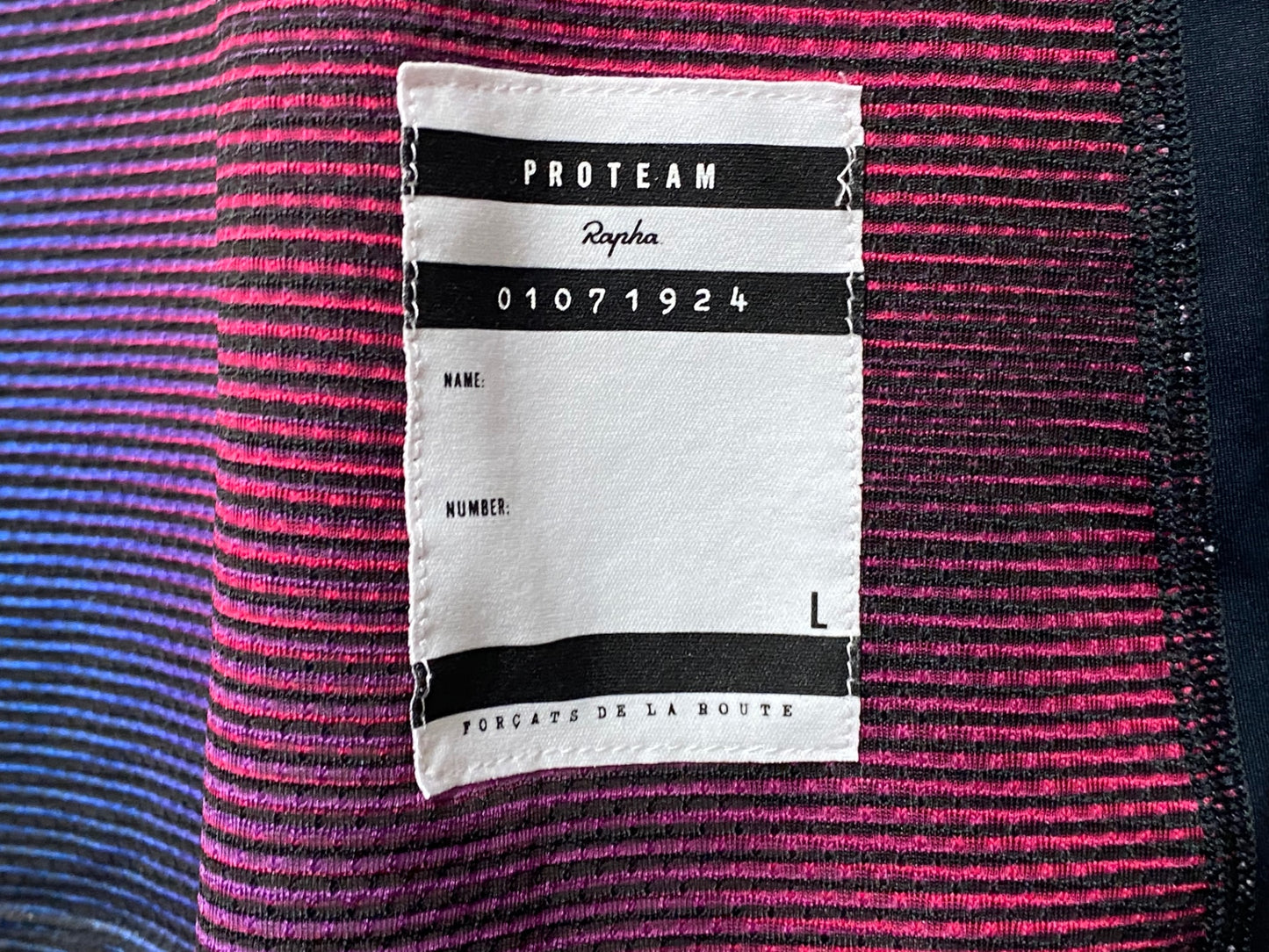 JB022 ラファ Rapha PRINT PRO TEAM BASE LAYER ノースリーブ ベースレイヤー 紫 L