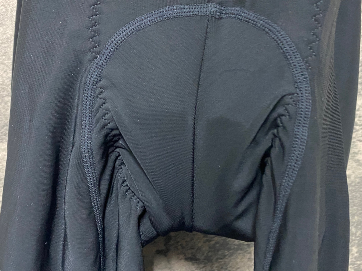 IY756 パールイズミ PEARL iZUMi ビブタイツ 黒 XL 3DR