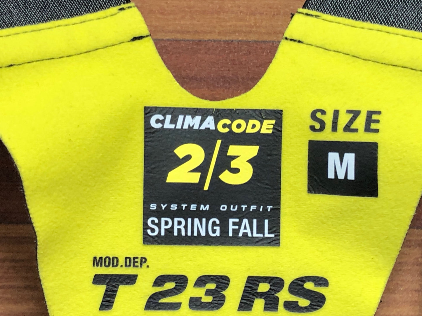 IR651 アソス assos EQUIPE RS Bib shorts T23RS S9 ビブショーツ 黒 M 裏起毛
