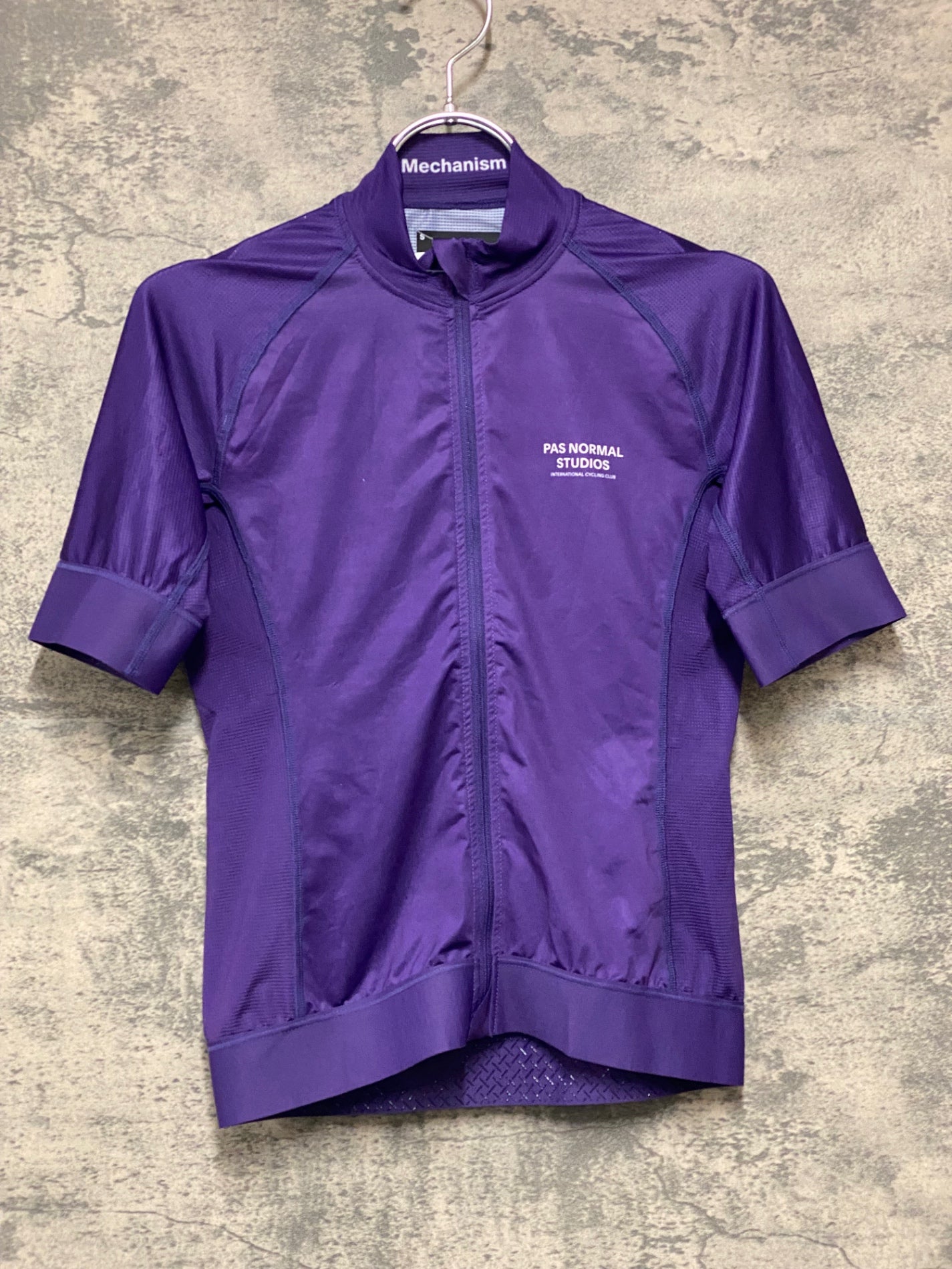 JC421 パスノーマルスタジオ Pas Normal Studios | Men's Mechanism Jersey 半袖 サイクルジャージ パープル S