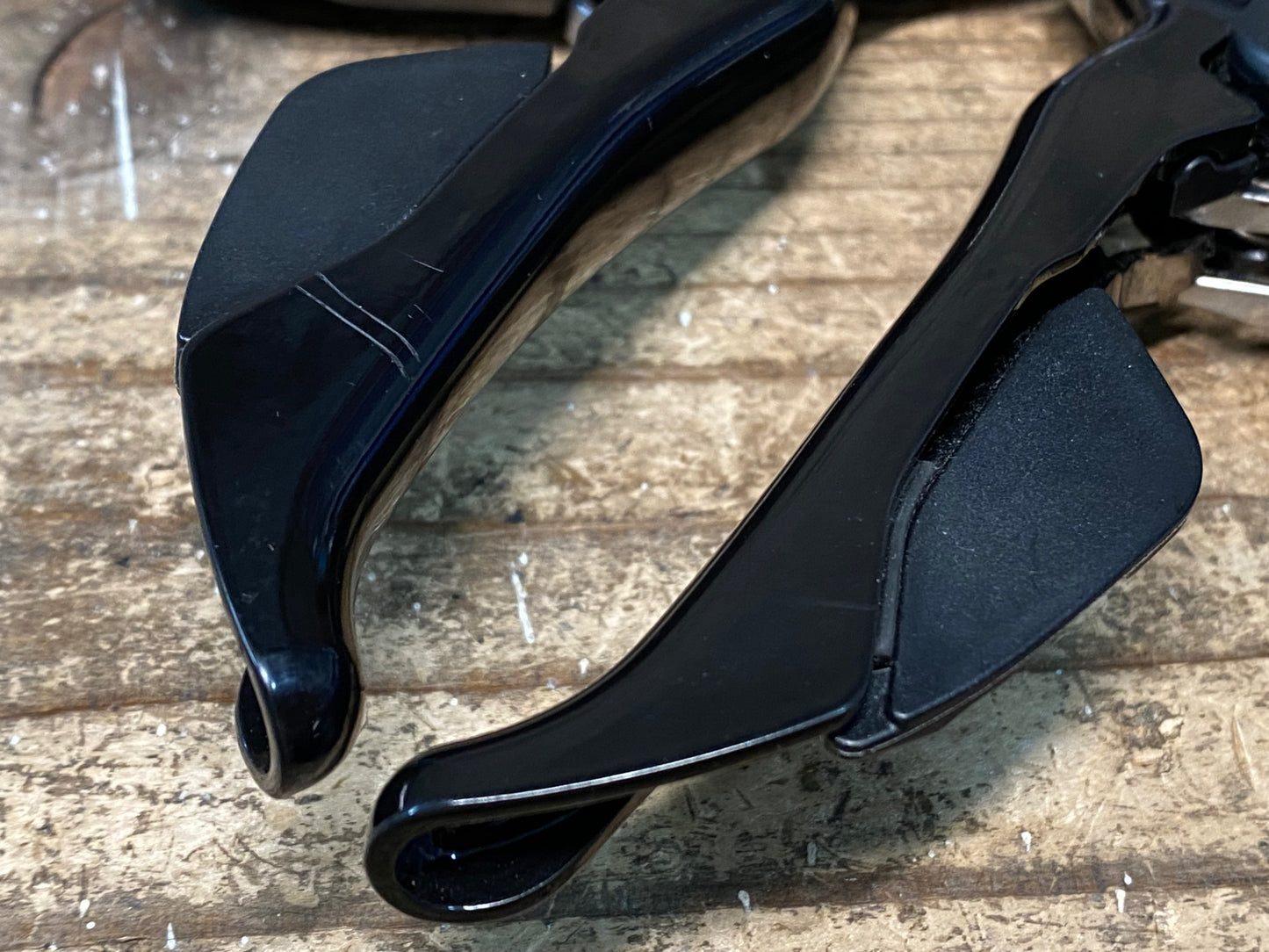 IT141 シマノ SHIMANO 105 ST-5800 STIレバー 2x11S