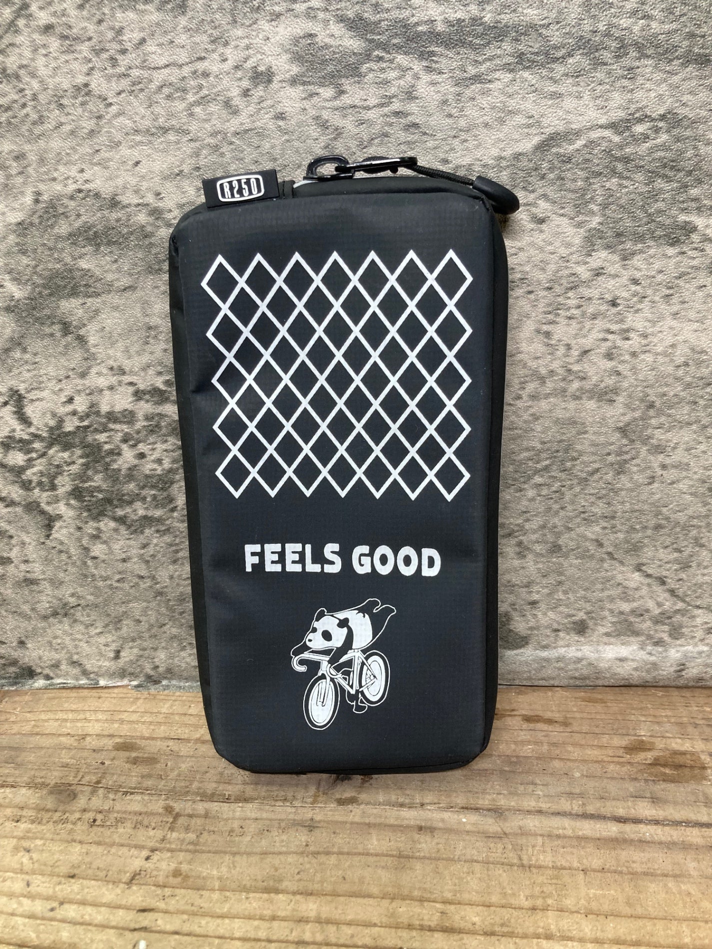 IU506 R250 ポーチ