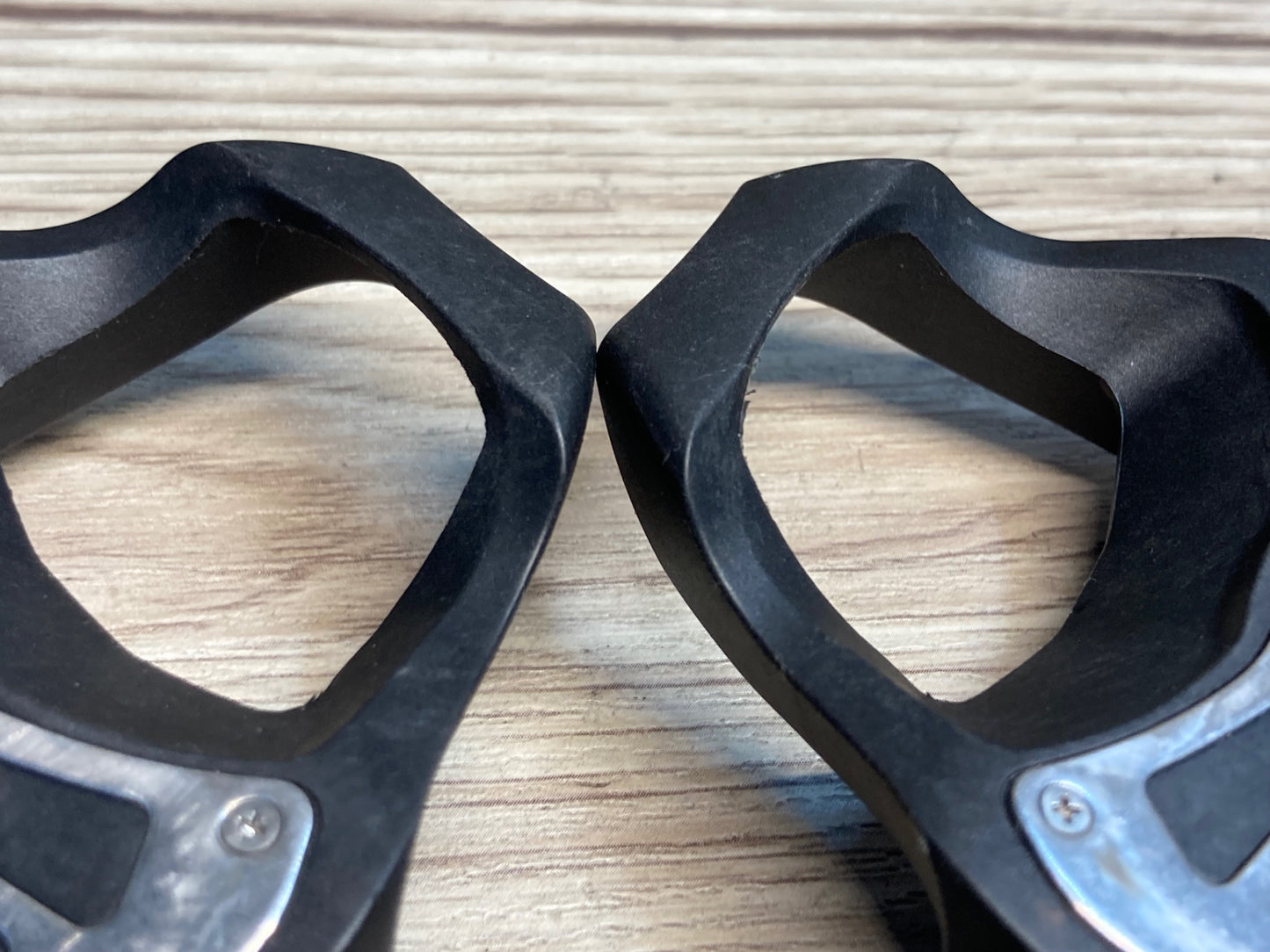 IY286 シマノ SHIMANO PD-R550 ビンディングペダル SPD-SL