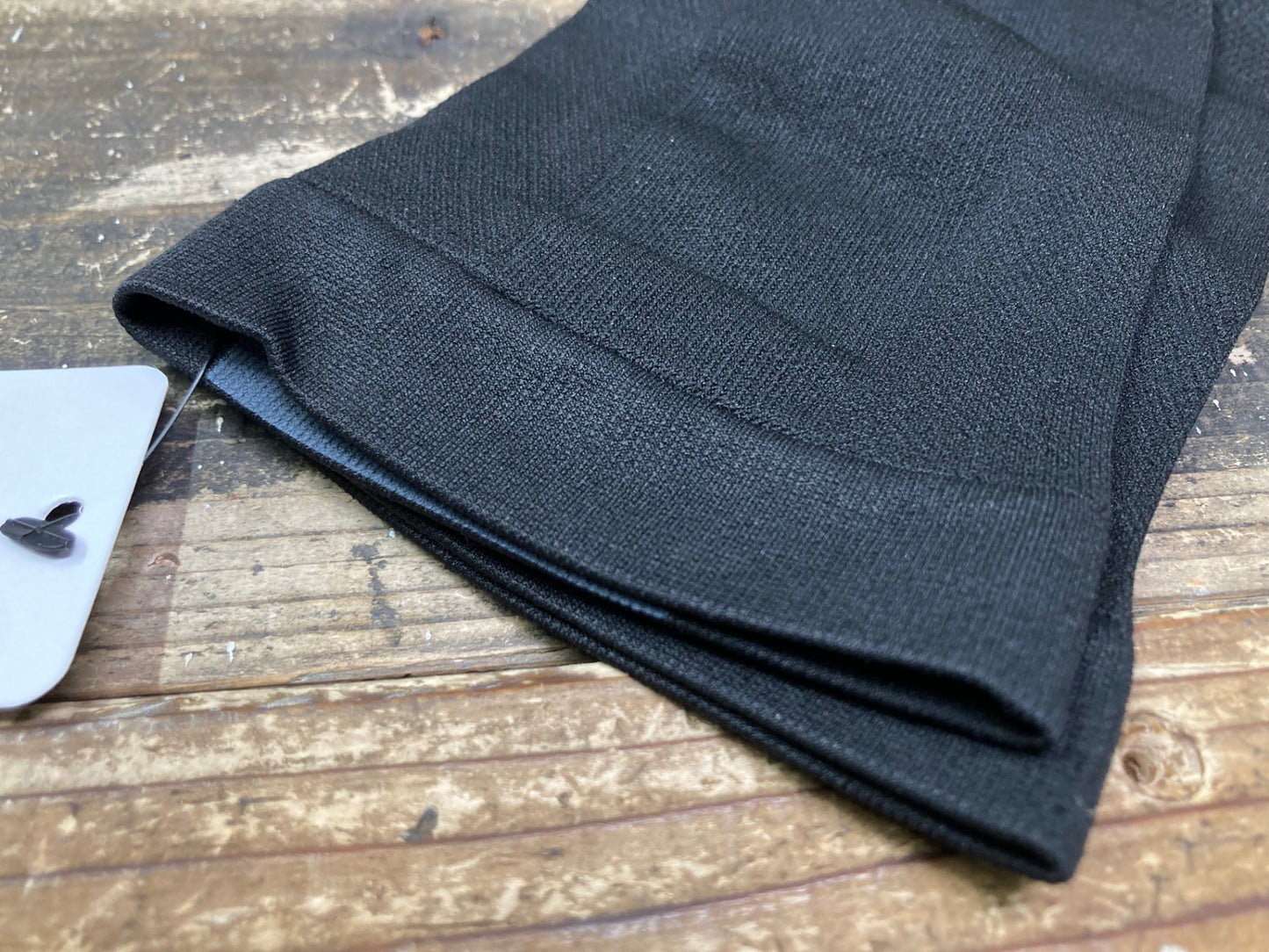 IV949 カステリ CASTELLI アームカバー 黒 L/XL