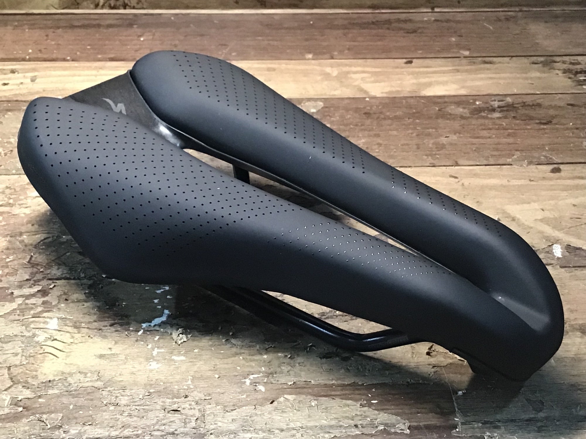 ID507 スペシャライズド SPECIALIZED シテロ SITERO PLUS サドル 黒 130mm Hollow CRMO レール –  BICI AMORE EQ STORE