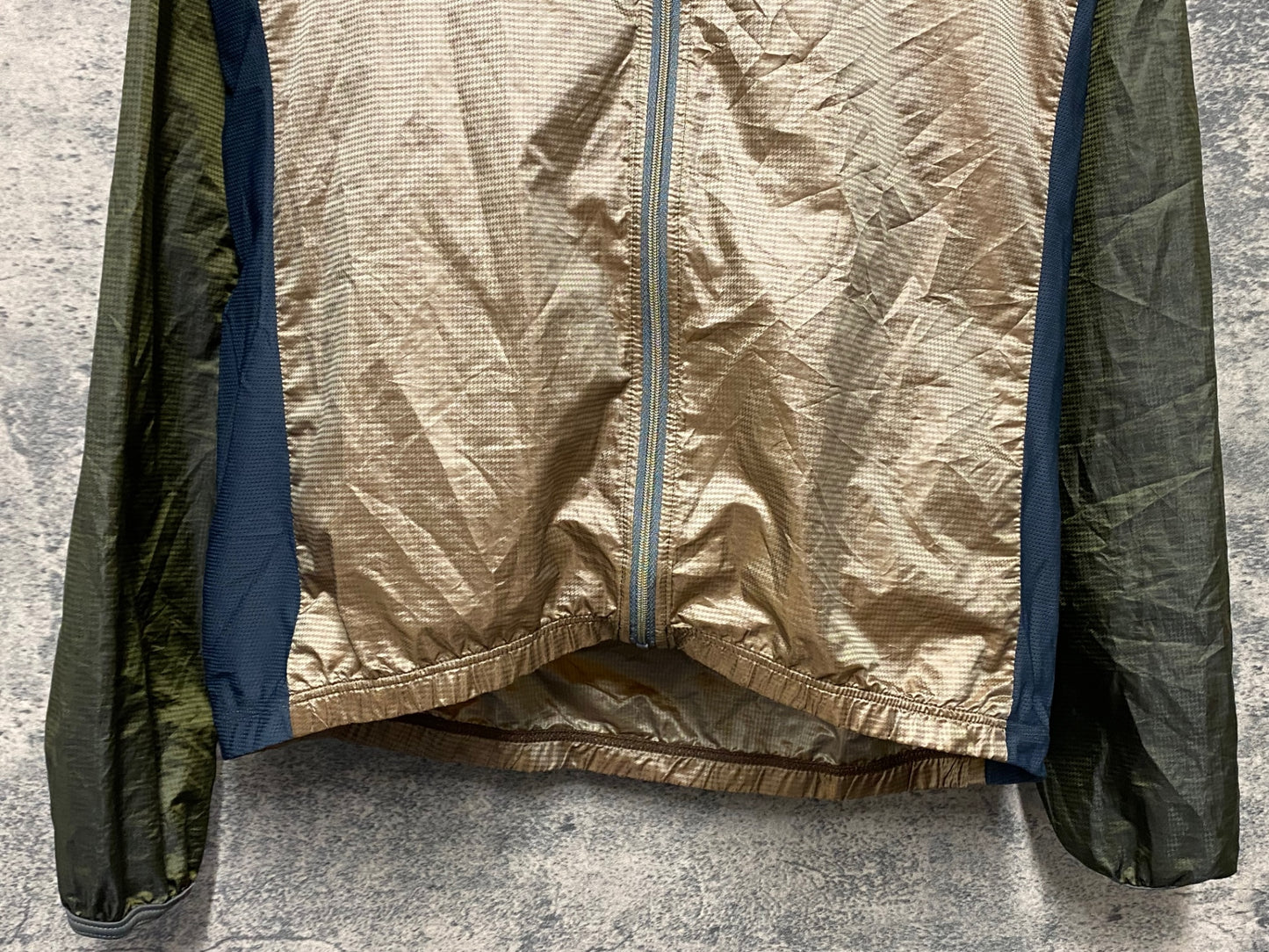 IW777 カペルミュール KAPELMUUR 長袖 ウインドブレイカー 緑 M