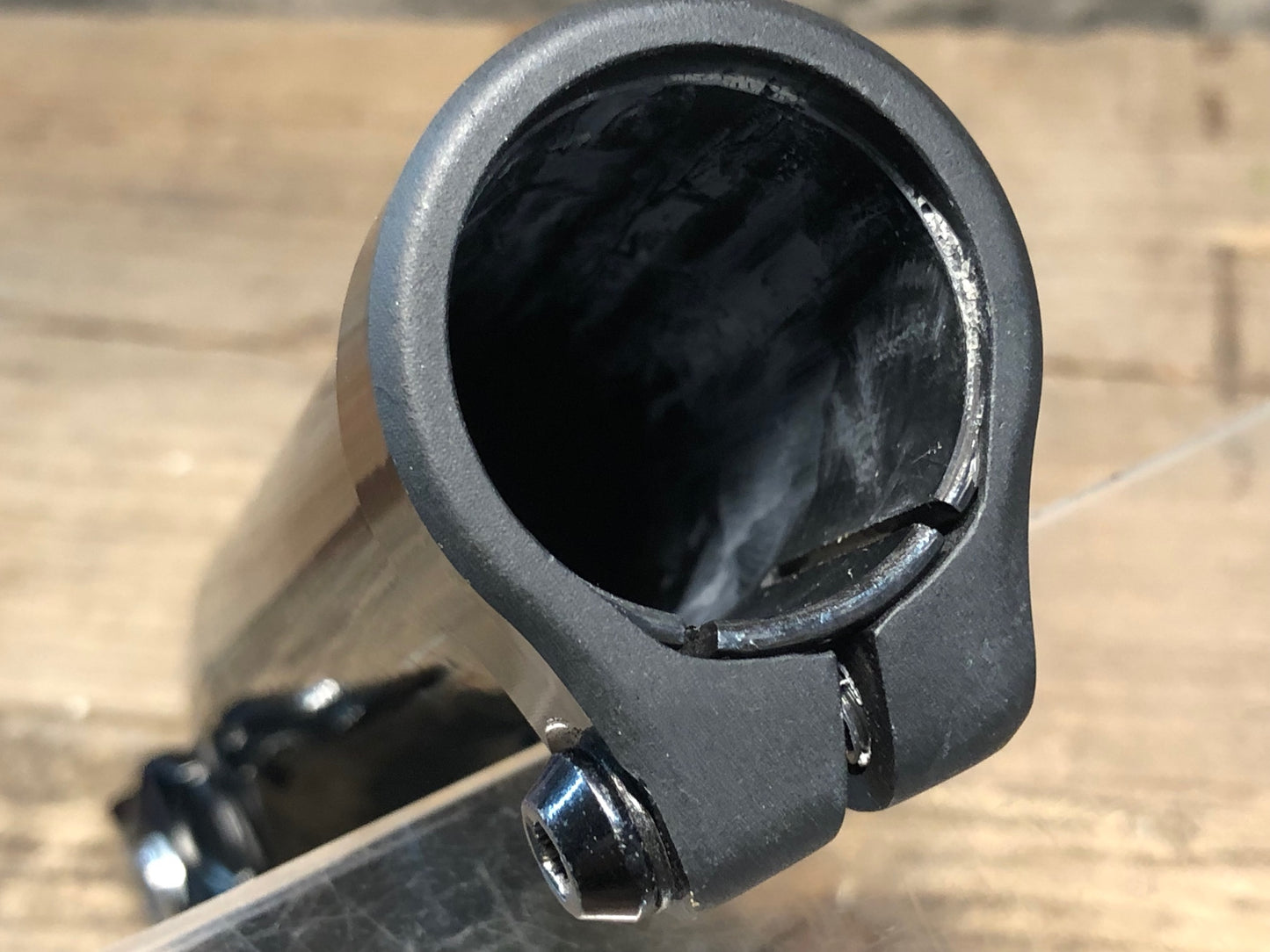 JA937 ボントレガー BONTRAGER カーボン シートマストキャップ 黒 175mm SB20mm 丸レール対応