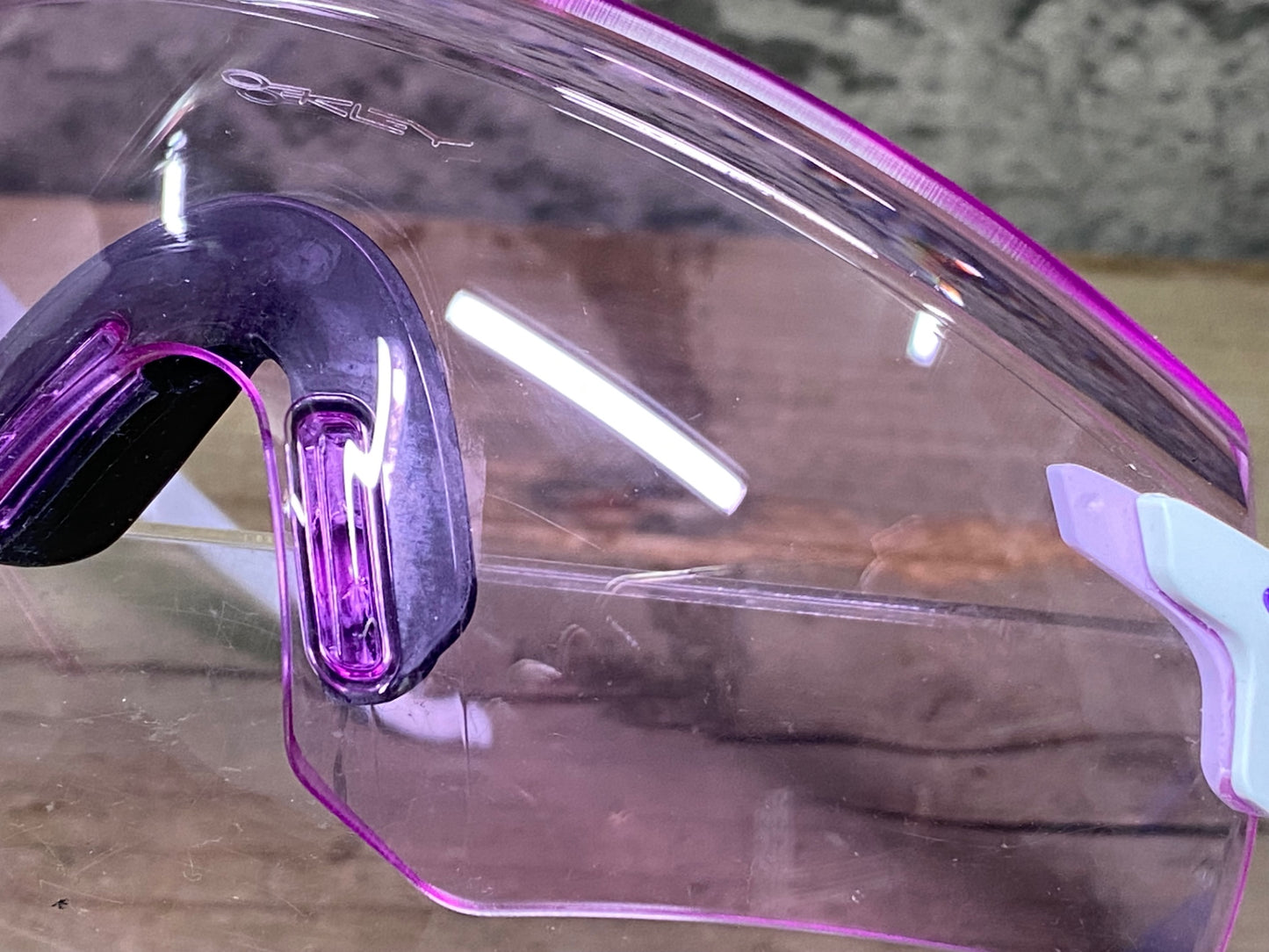 IQ620 オークリー OAKLEY エンコーダー ENCODER サングラス アイウェア 白 プリズムローライト