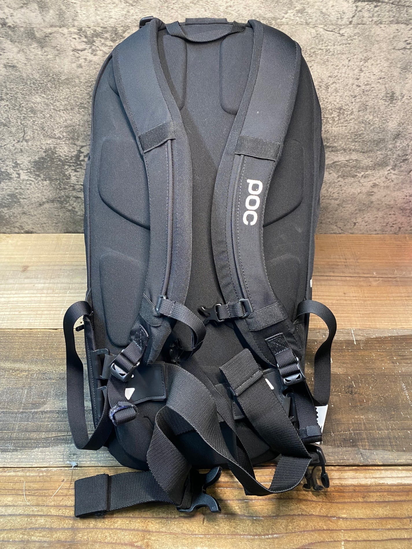 IN220 ポック POC VPD 2.0 Spine Pack 16L プロテクター 黒