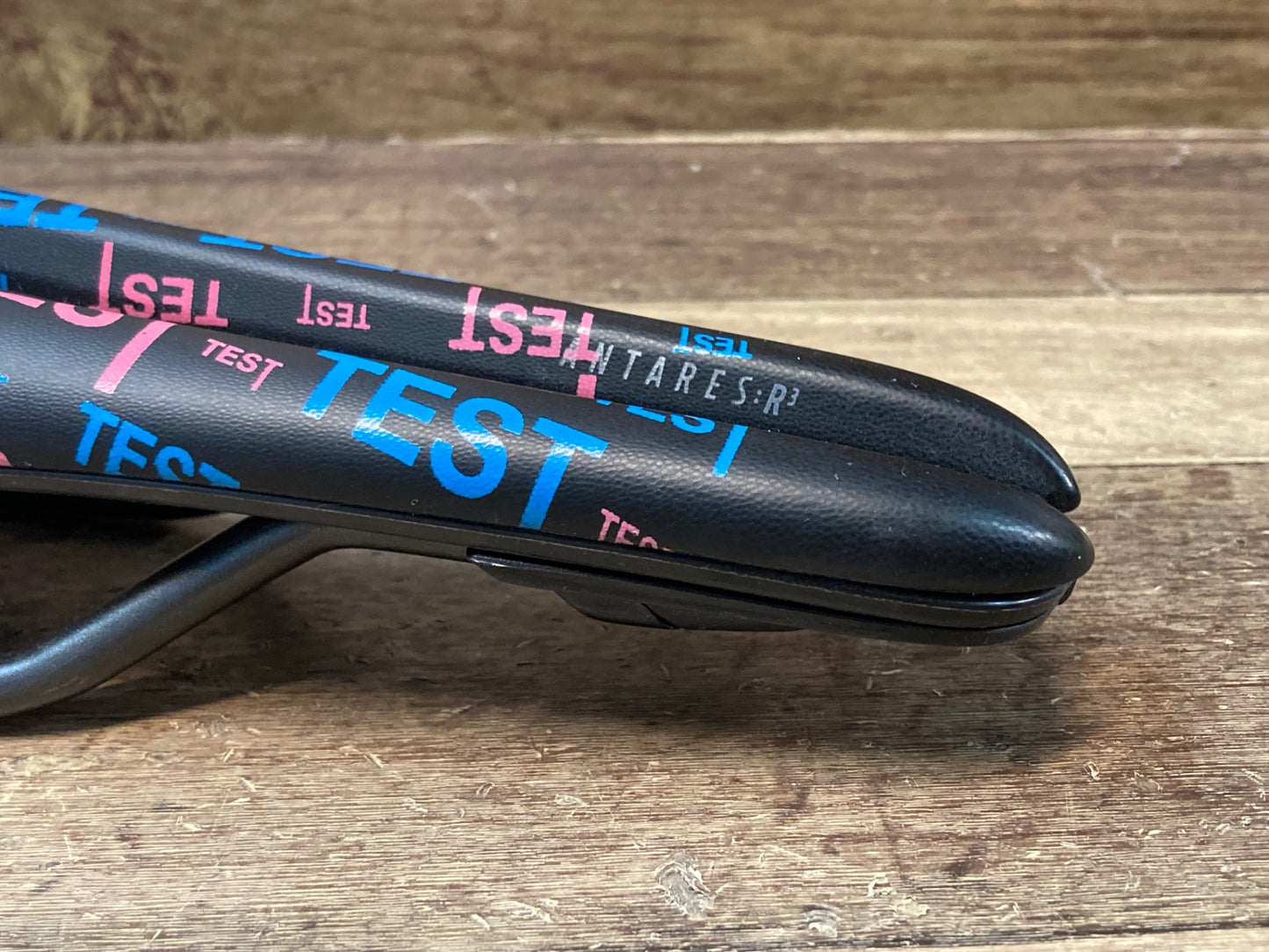 IL829 フィジーク fizik アンタレス ANTARES VERSUS EVO R3 サドル 黒 TEST LARGE