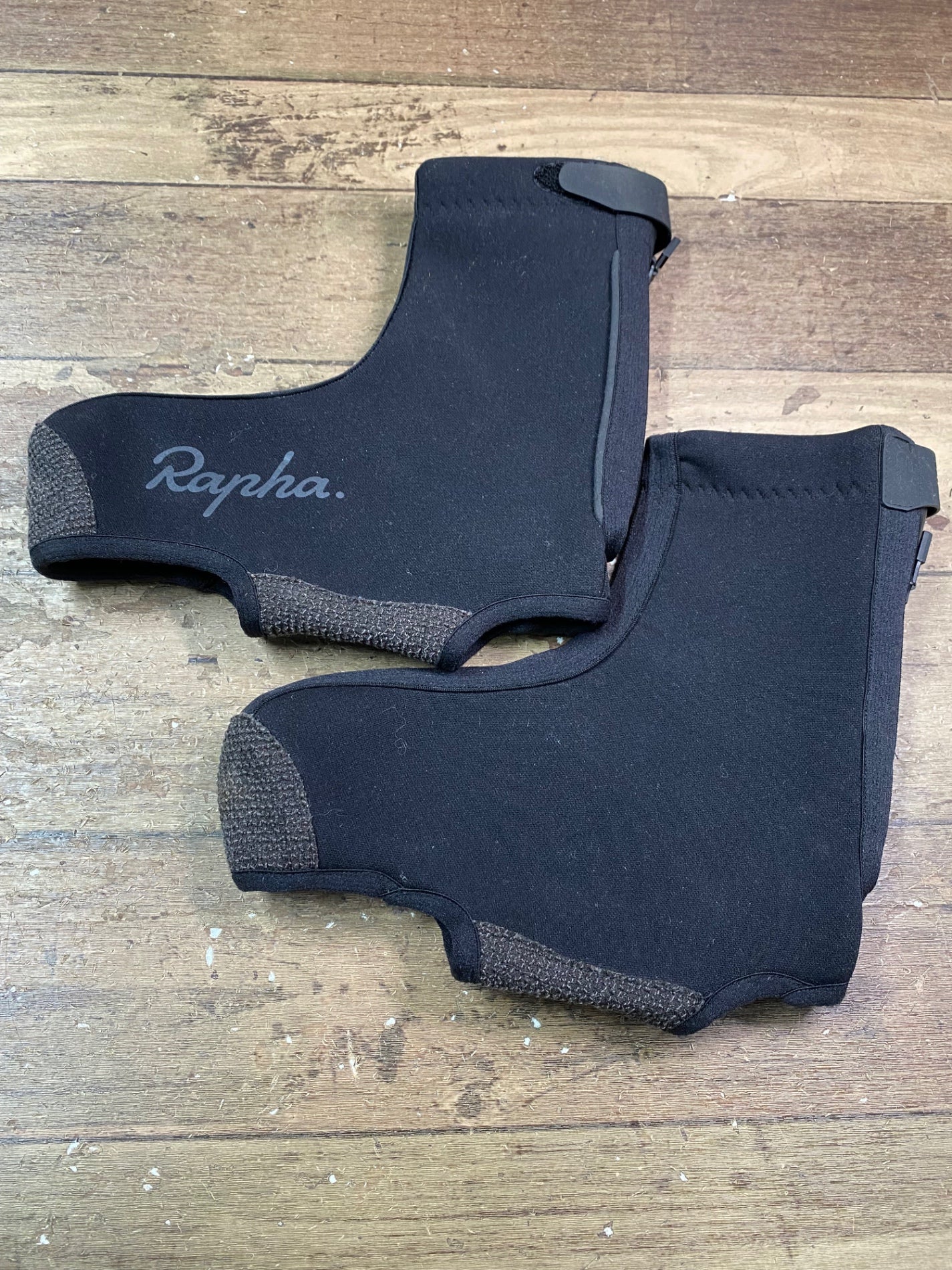 IJ210 ラファ Rapha NEVER RIDE WITHOUT OVERSHOES シューズカバー 黒 S