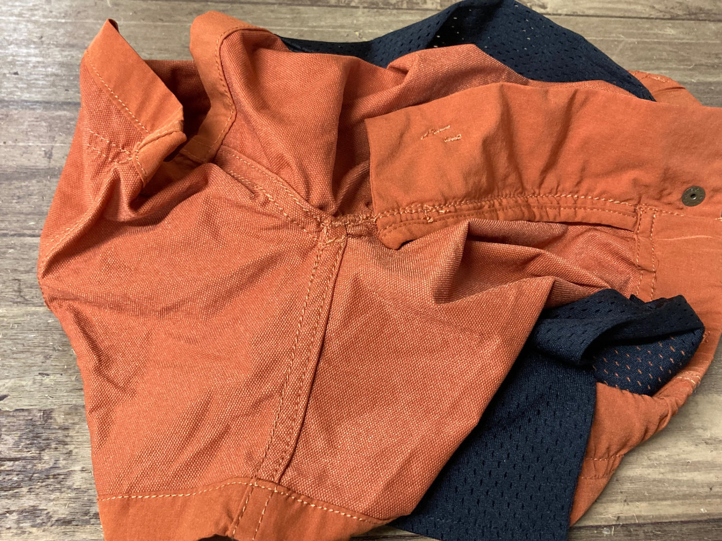 IY190 カペルミュール KAPELMUUR ショートパンツ オレンジ 36