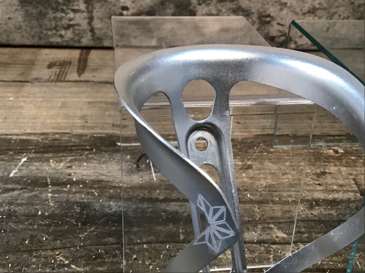 IN828 スパカズ SUPACAZ FLY CAGE ボトルケージ 2個セット シルバー