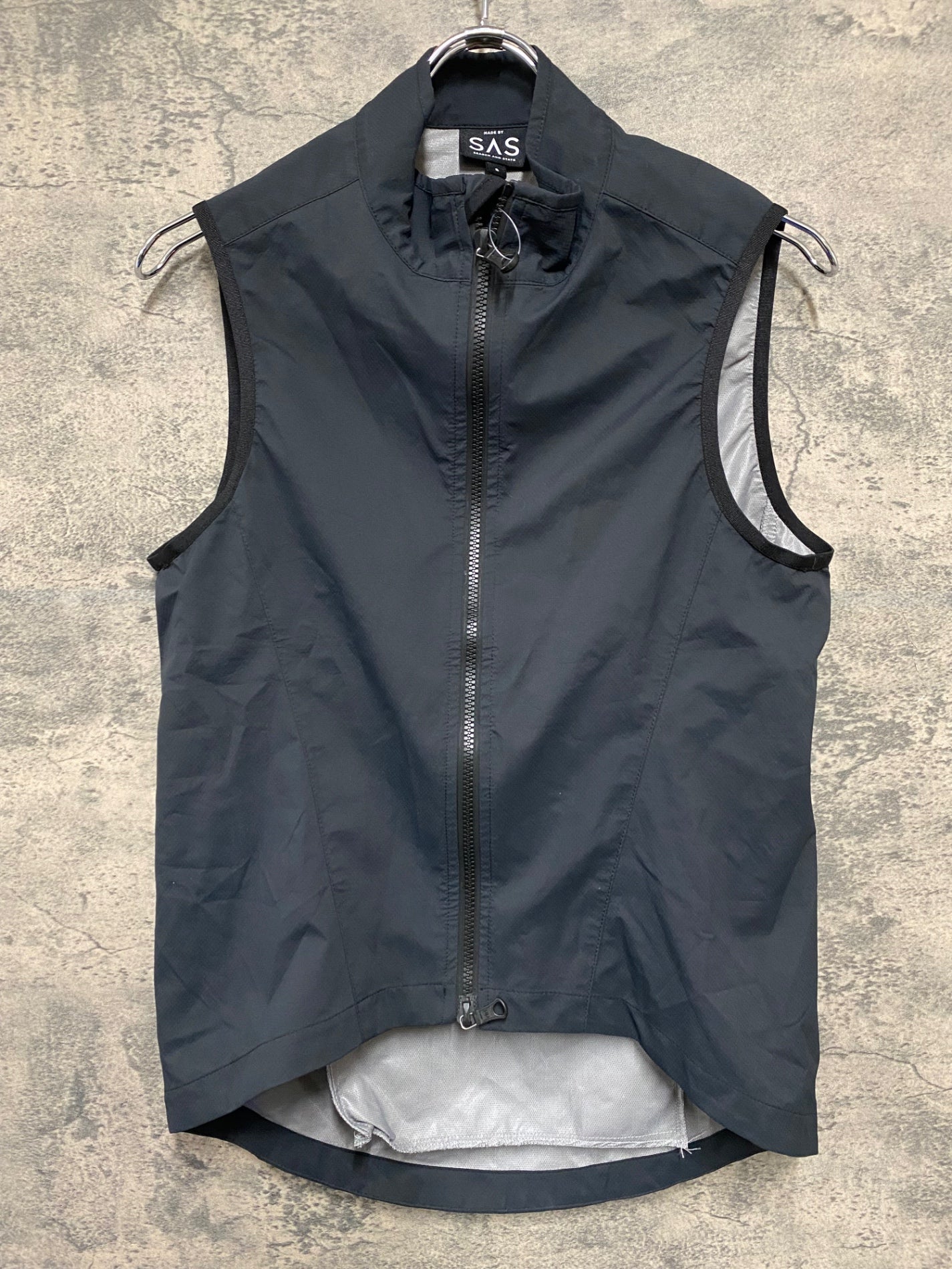 IS744 SEARCH AND STATE サイクルベスト ジレ 紺 S