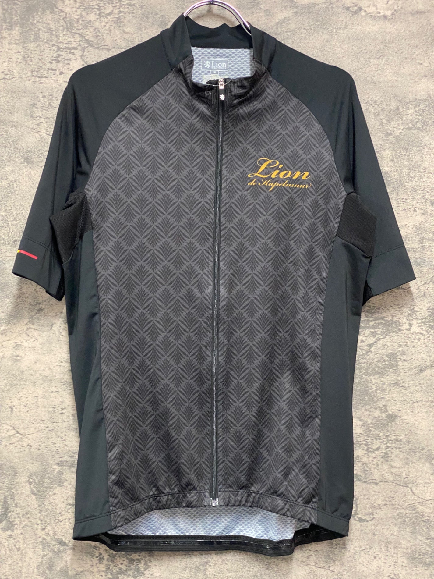 JB055 リオンドカペルミュール Lion de KAPELMUUR 半袖 サイクルジャージ 黒 XL