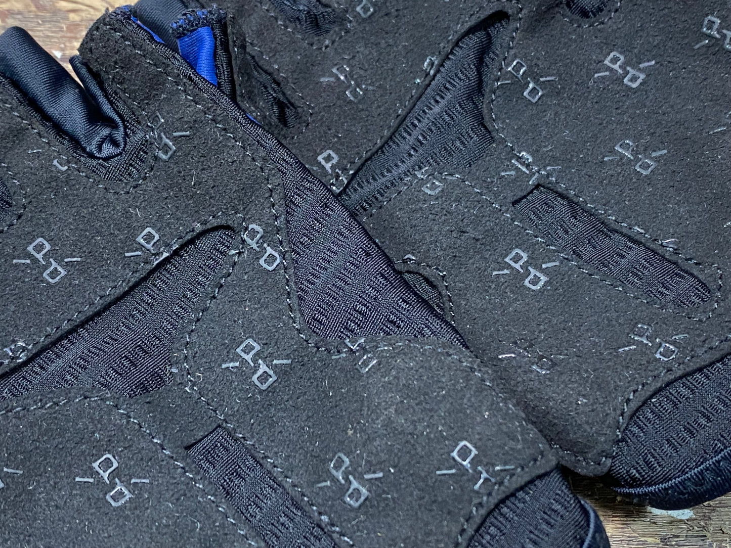 IO491 プロトンド パリ PELOTON DE PARIS 指切り グローブ 青