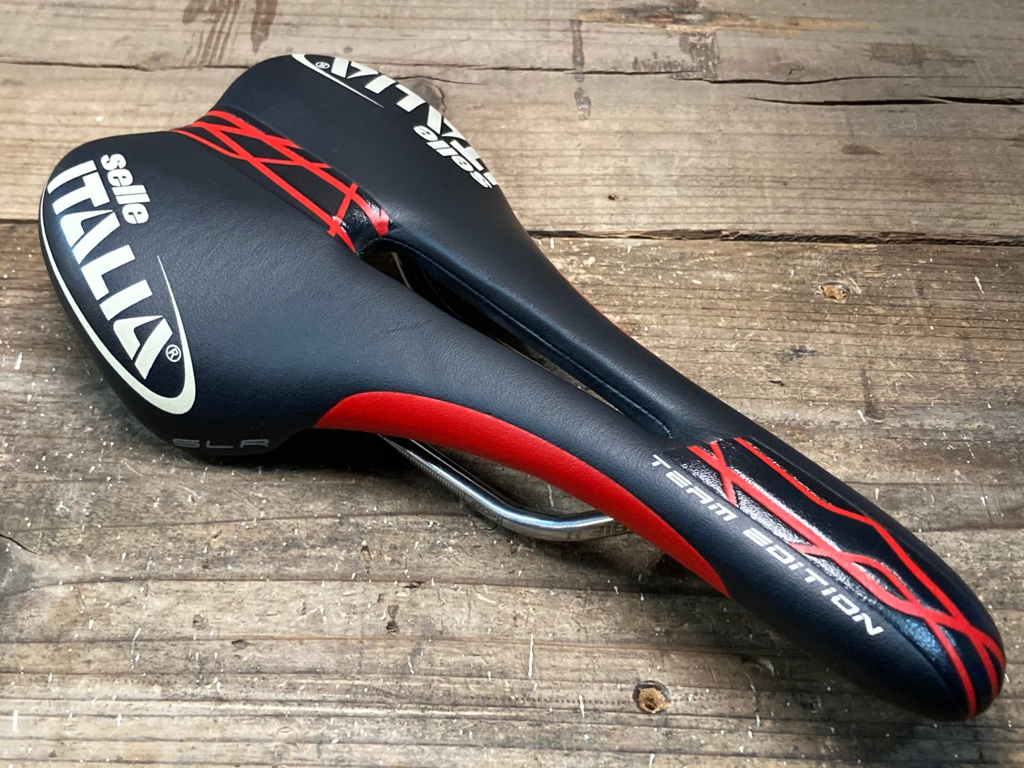 IQ580 セライタリア SELLE ITALIA SLR TEAM EDITION FLOW Ti316レール サドル