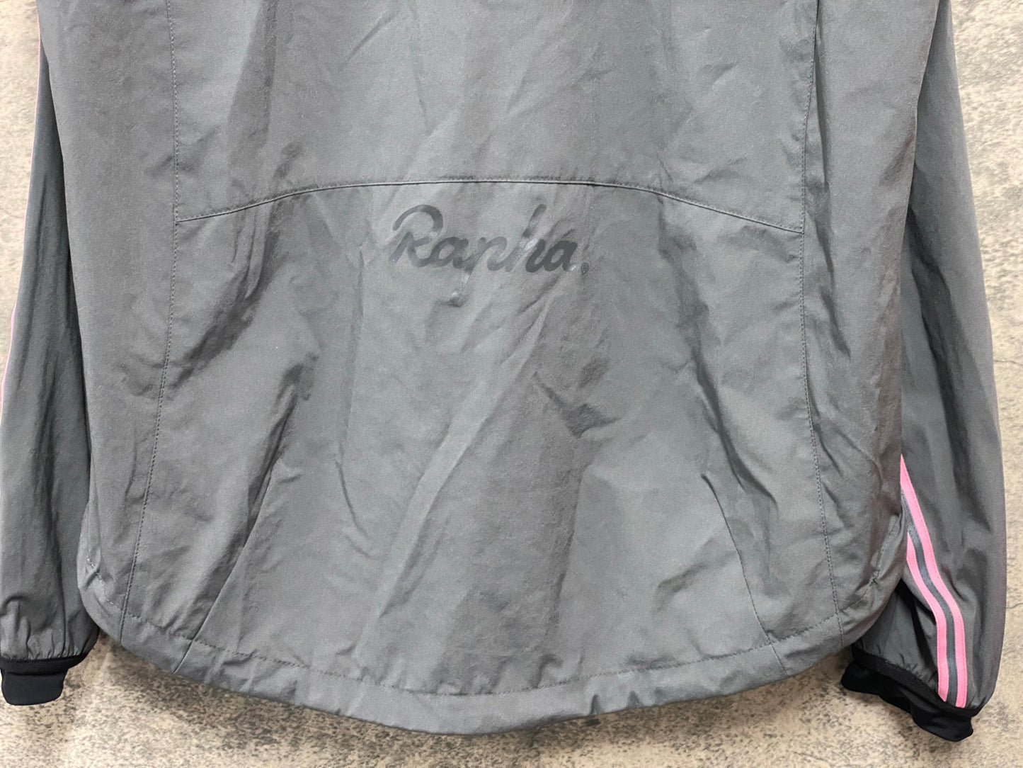 IZ840 ラファ Rapha クラシックウィンドジャケット CLASSIC WIND JACKET 長袖 サイクルジャケット グレー L