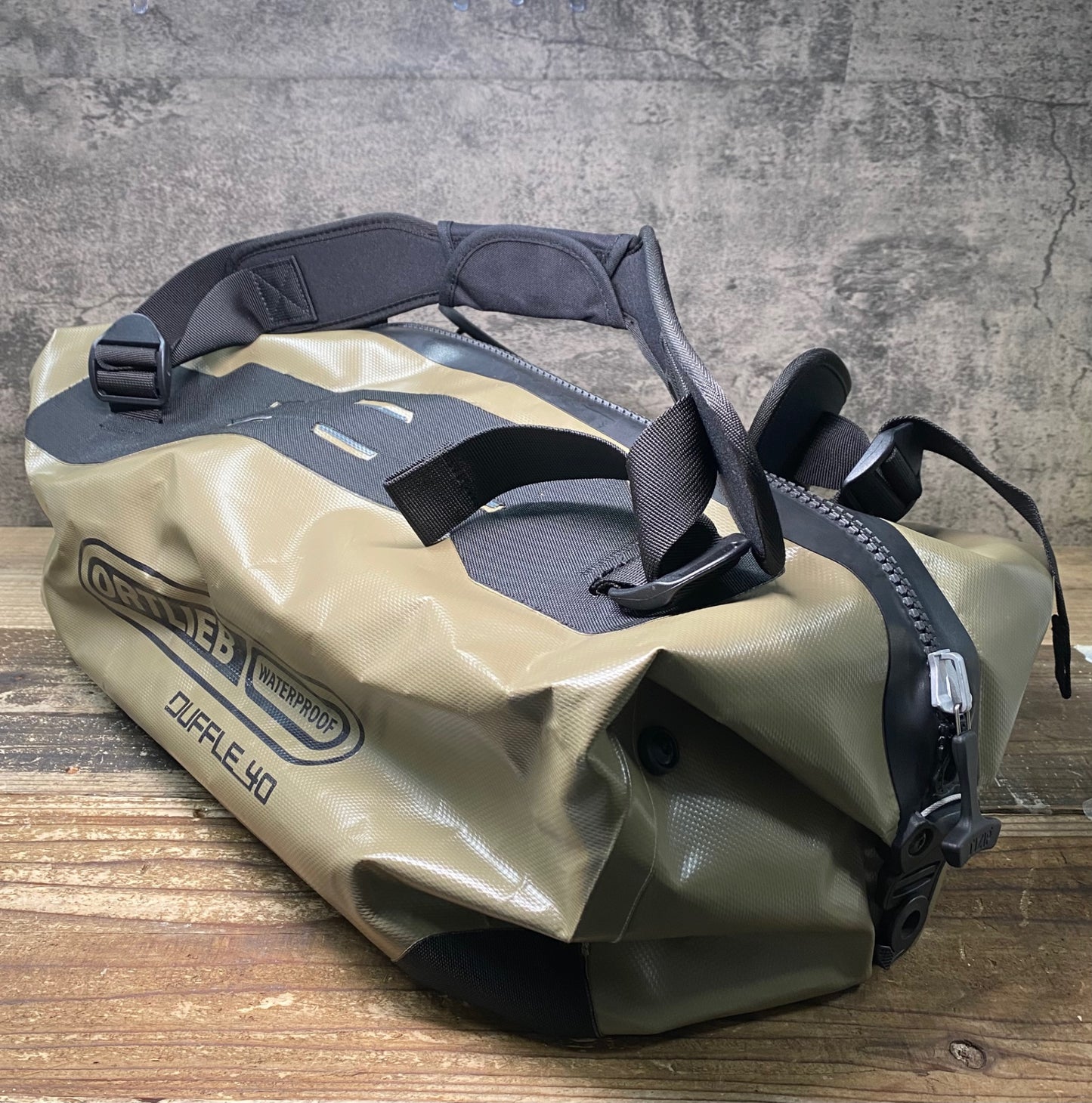 IB616 オルトリーブ ORTLIEB ダッフル DUFFLE 40 トラベルバッグ カーキ