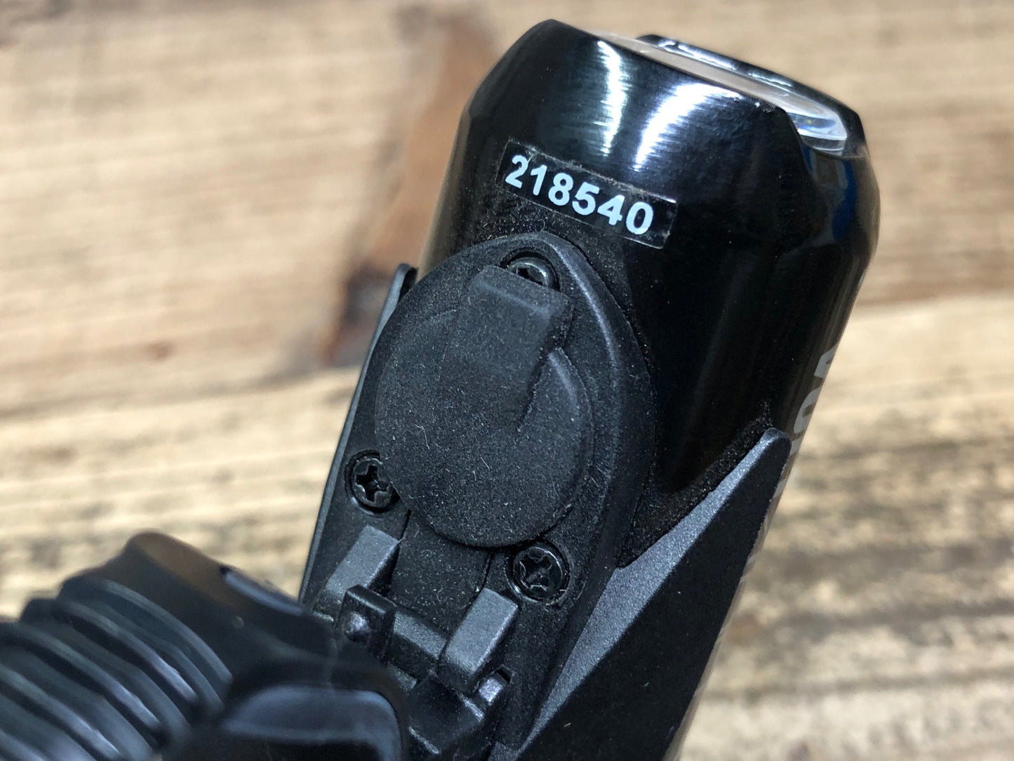 IZ289 キャットアイ CATEYE VOLT400 フロントライト 点灯確認済み