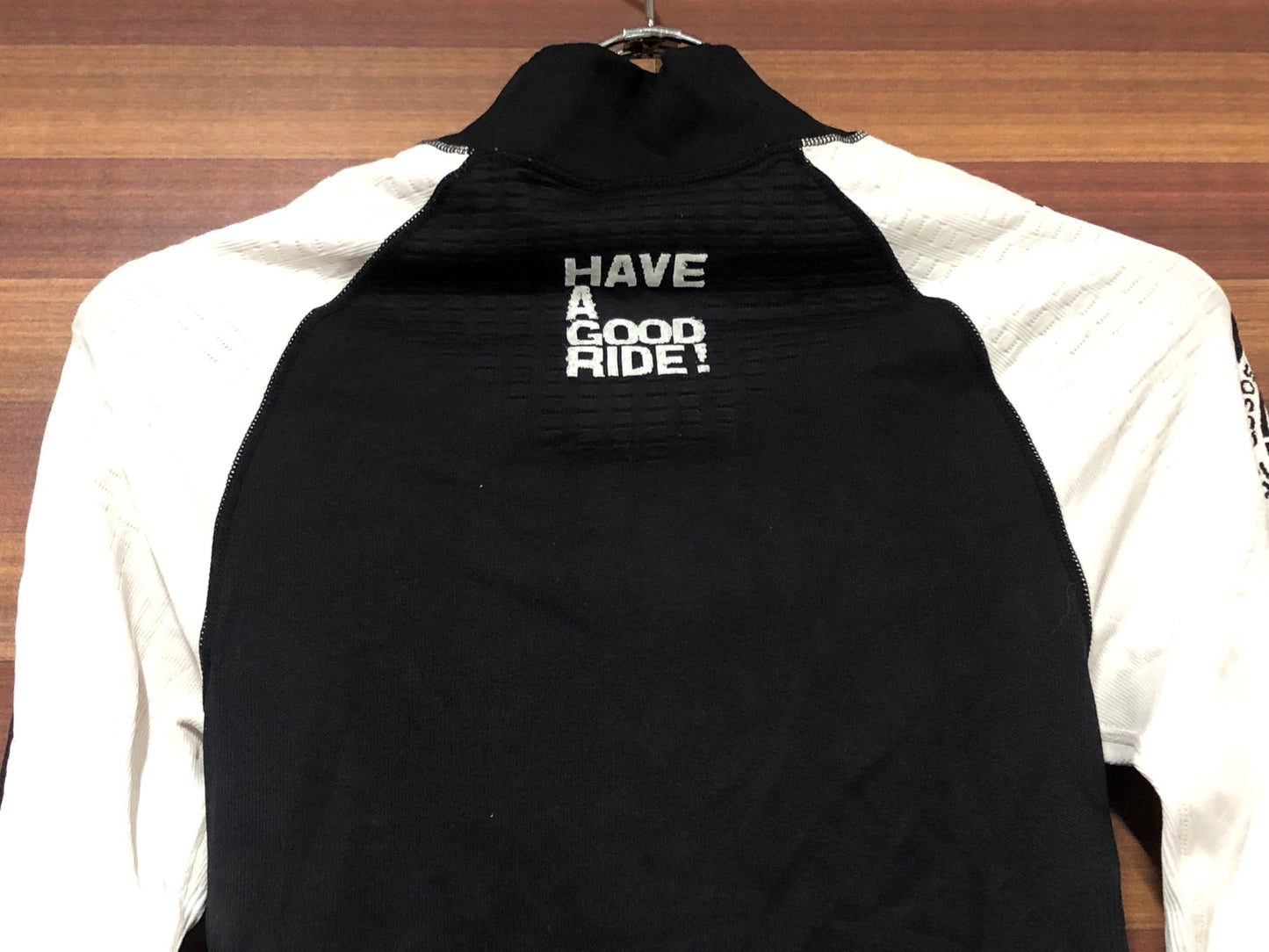 IN376 アソス Assos SKINFOIL 4.4 長袖 べースレイヤー 黒 I