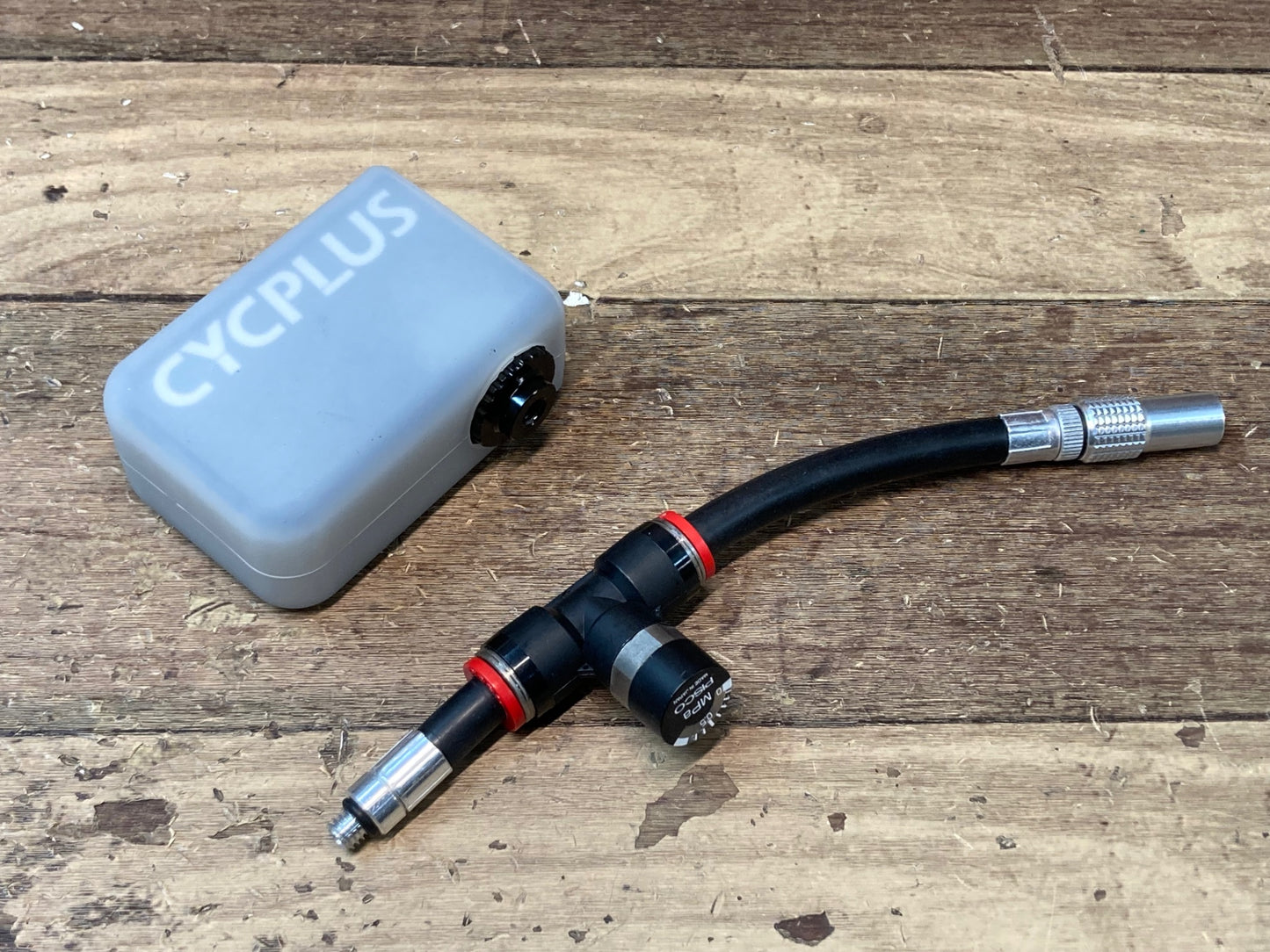 HZ569 サイクプラス Cycplus 電動 空気入れ ※動作確認済み