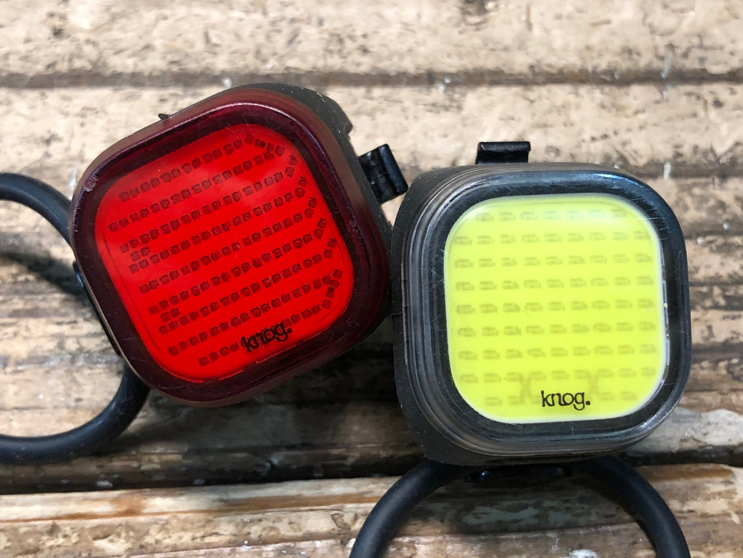 IN708 ノグ knog BLINDER MINI 前後ライト 黒 点灯確認済み フロントCROSS リアSKULL