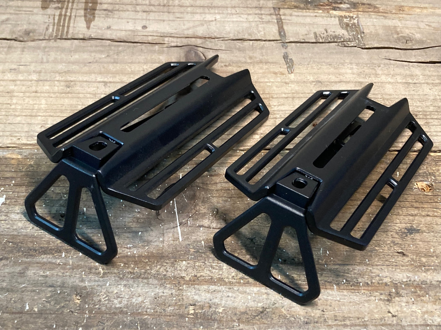 IM730 アピデュラ APIDURA カーゴケージ 2個セット