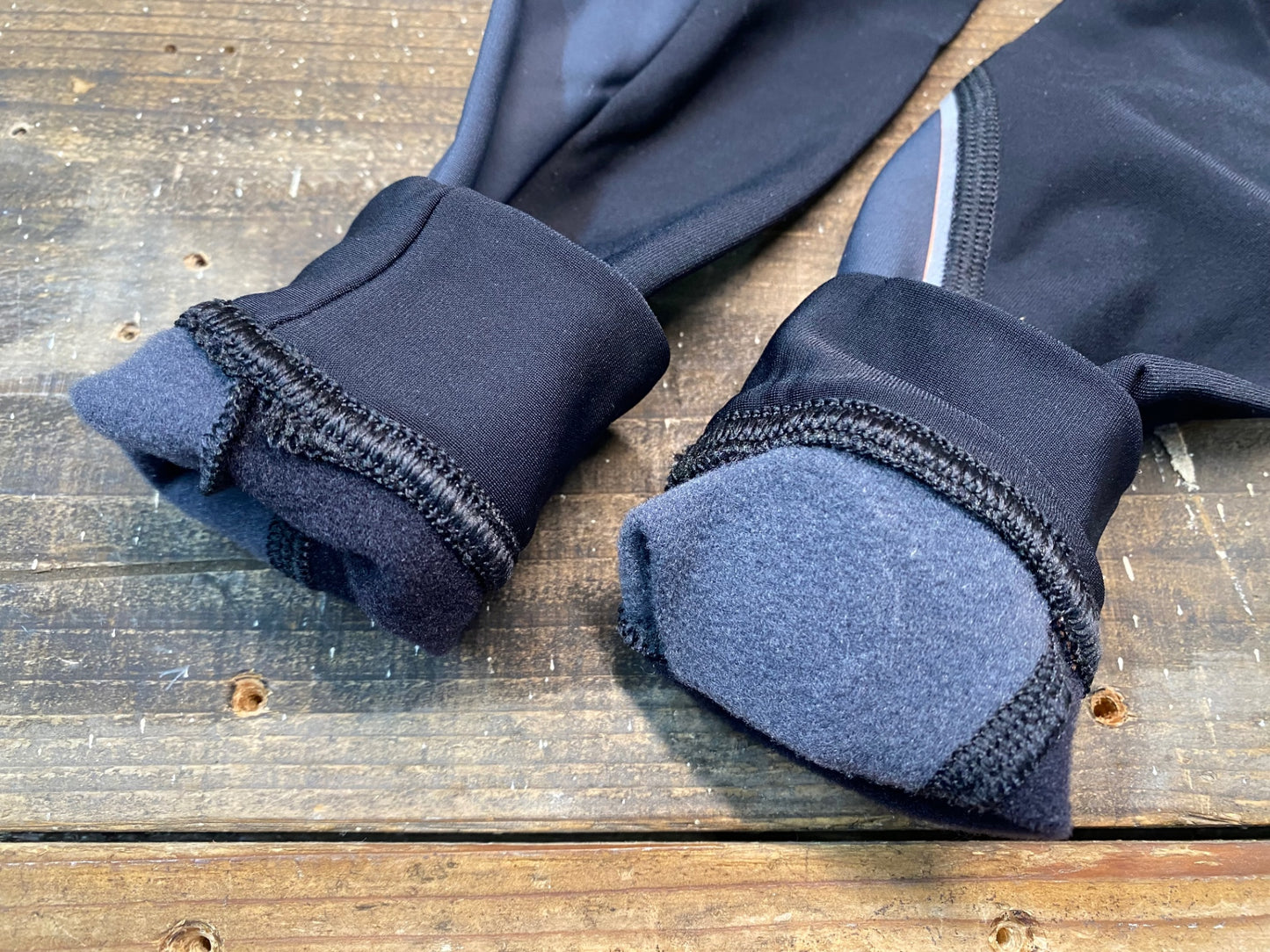 IL721 カフェドシクリステ CAFE DU CYCLISTE アームカバー 黒 S