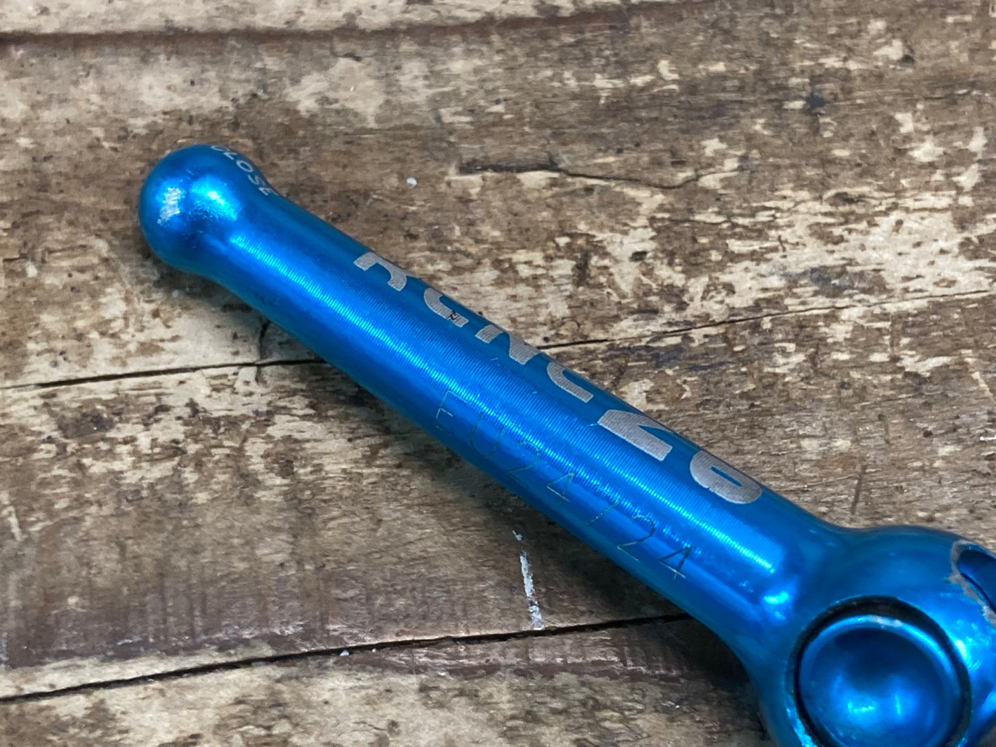 IX979 KCNC Z6 ステンレス クイックレリーズ 前後セット 100/130mm 青