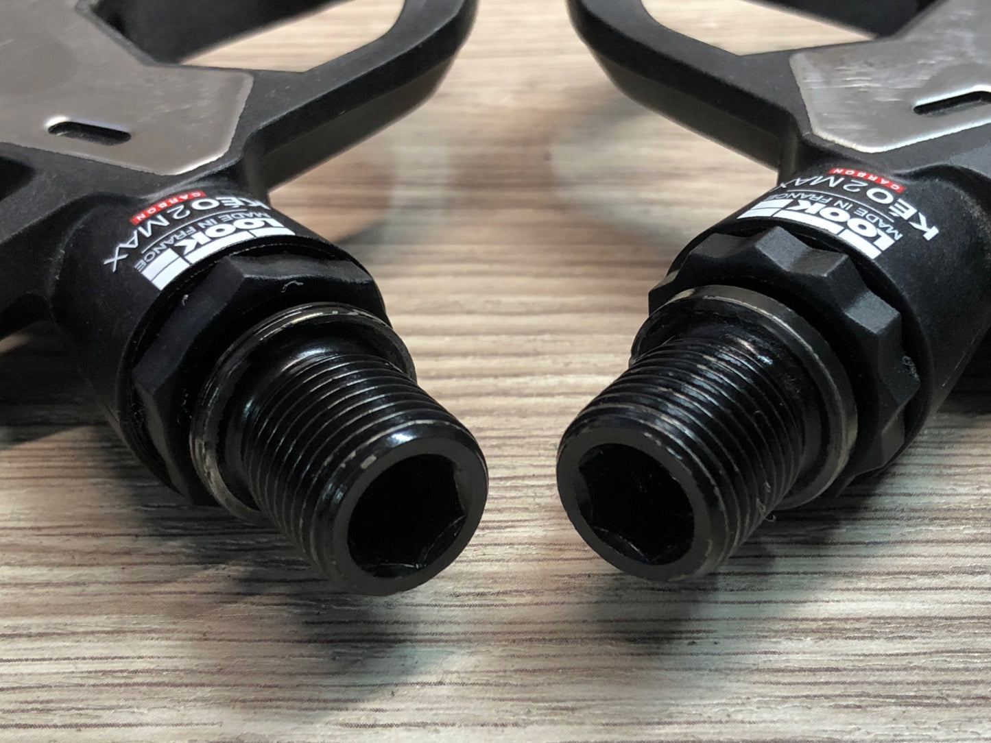 IU260 ルック LOOK KEO 2 MAX CARBON ビンディングぺダル 黒